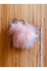 Ponpon Anahtarlık Yarı Çapı: 8 Cm 1 Adet. Renk: Yavru Ağzı