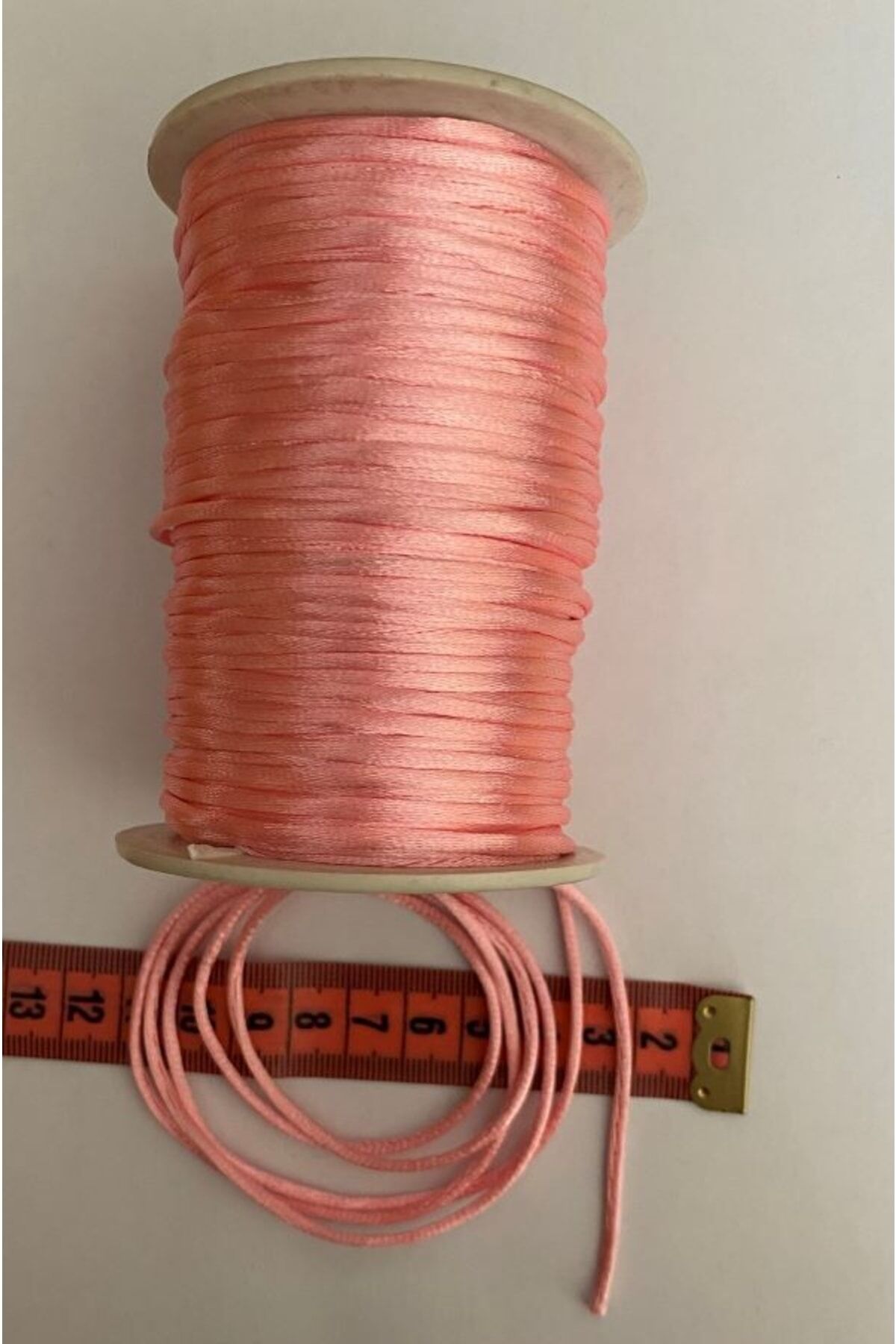 Floş Ip Sıçan Kuyruğu Bileklik Takı Ipi 2 Mm X 10 Metre Bağ Halinde. Pembe.