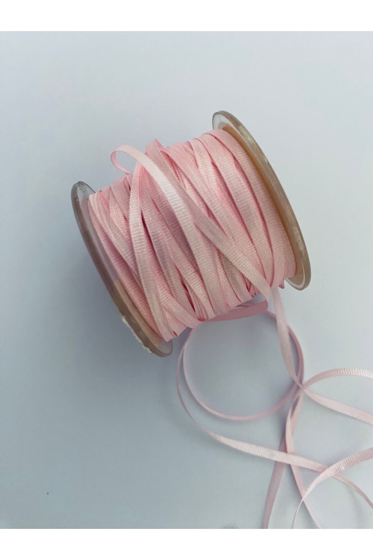 2mm Ipek Nakış Kurdele. 10metre. Renk No:131. Bağ halinde gönderilir.