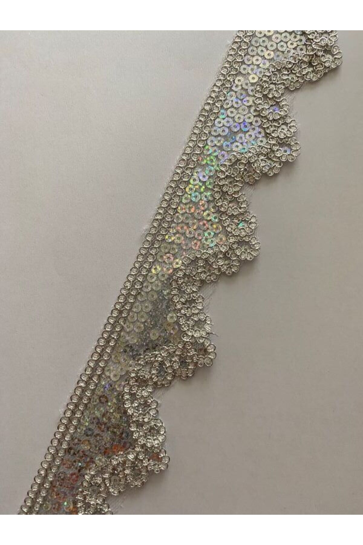 Pullu Tül Güpür 5cmx2,15metre.gümüş.