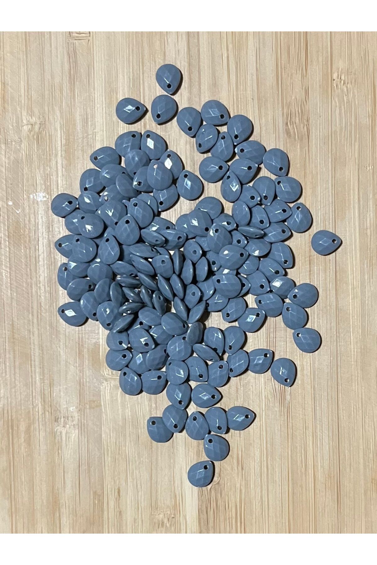 Gri Rengi Oya, Abiye, Takı, Örgü Plastik Gözyaşı Damla Boncuk. 25gr. Tahmini 195 Adet.