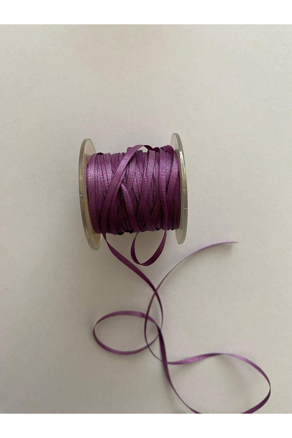 2mm. El Işlemesi Ipek Nakış Kurdele. 27 Metre. Renk: 128a