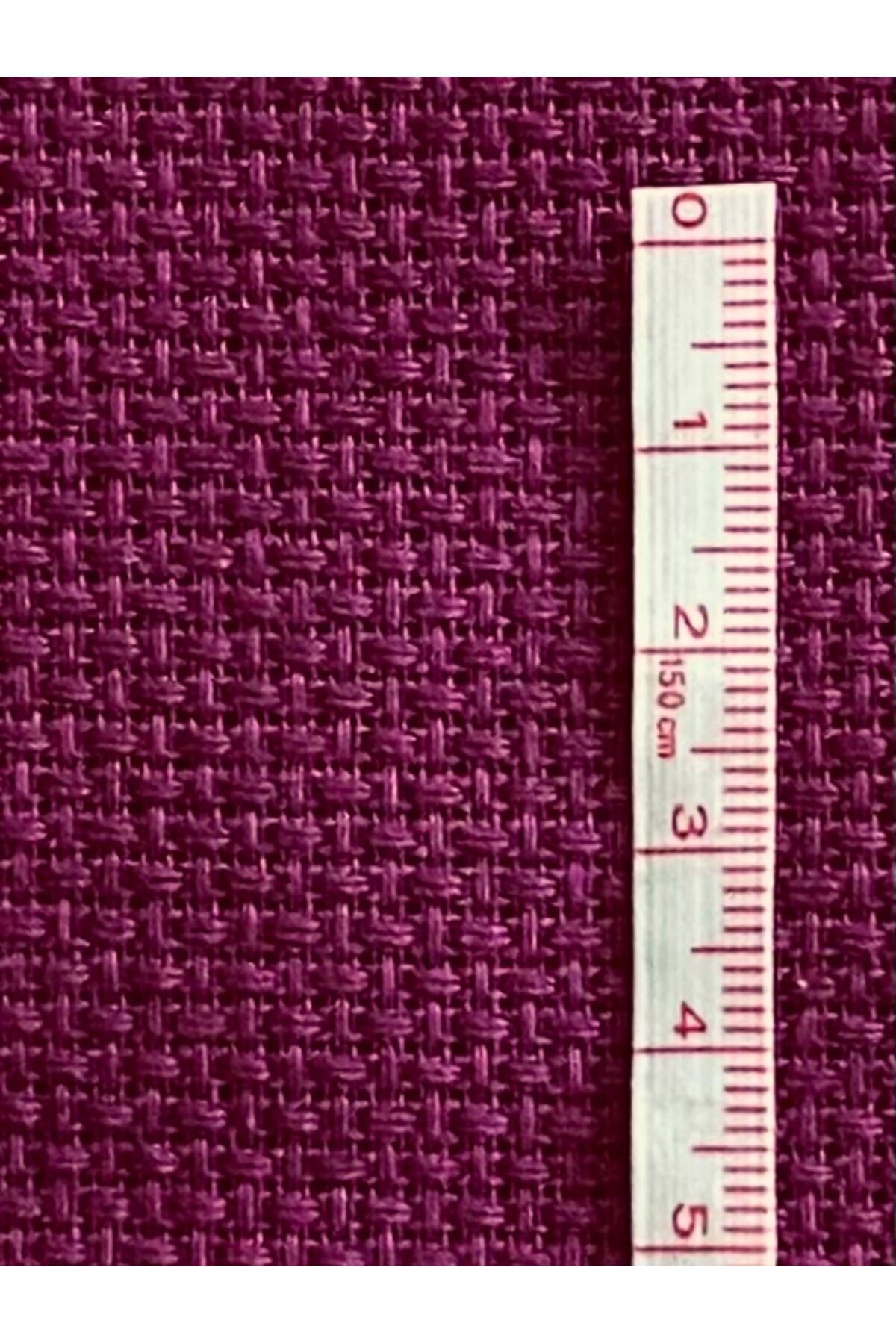 35 x 35cm El işleme Nakışı için Kalın Etamin , Kanaviçe. Renk: Vişne Çürüğü. 4 adet.