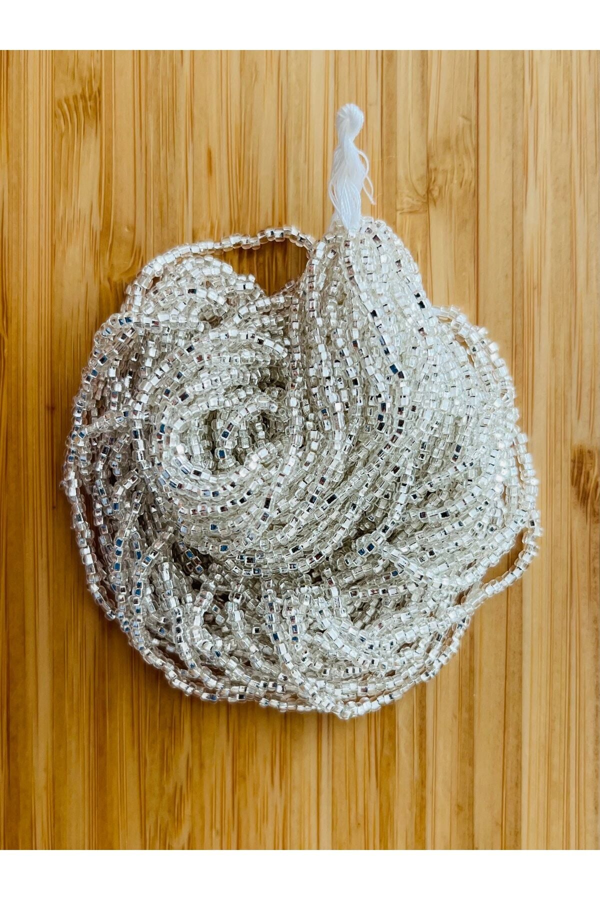 Renk No:18. Kum Boncuk Çekoslovakya, Adana, Hapishane Işi, Iğne Oyası Ve Işleme Boncuğu 12dizi