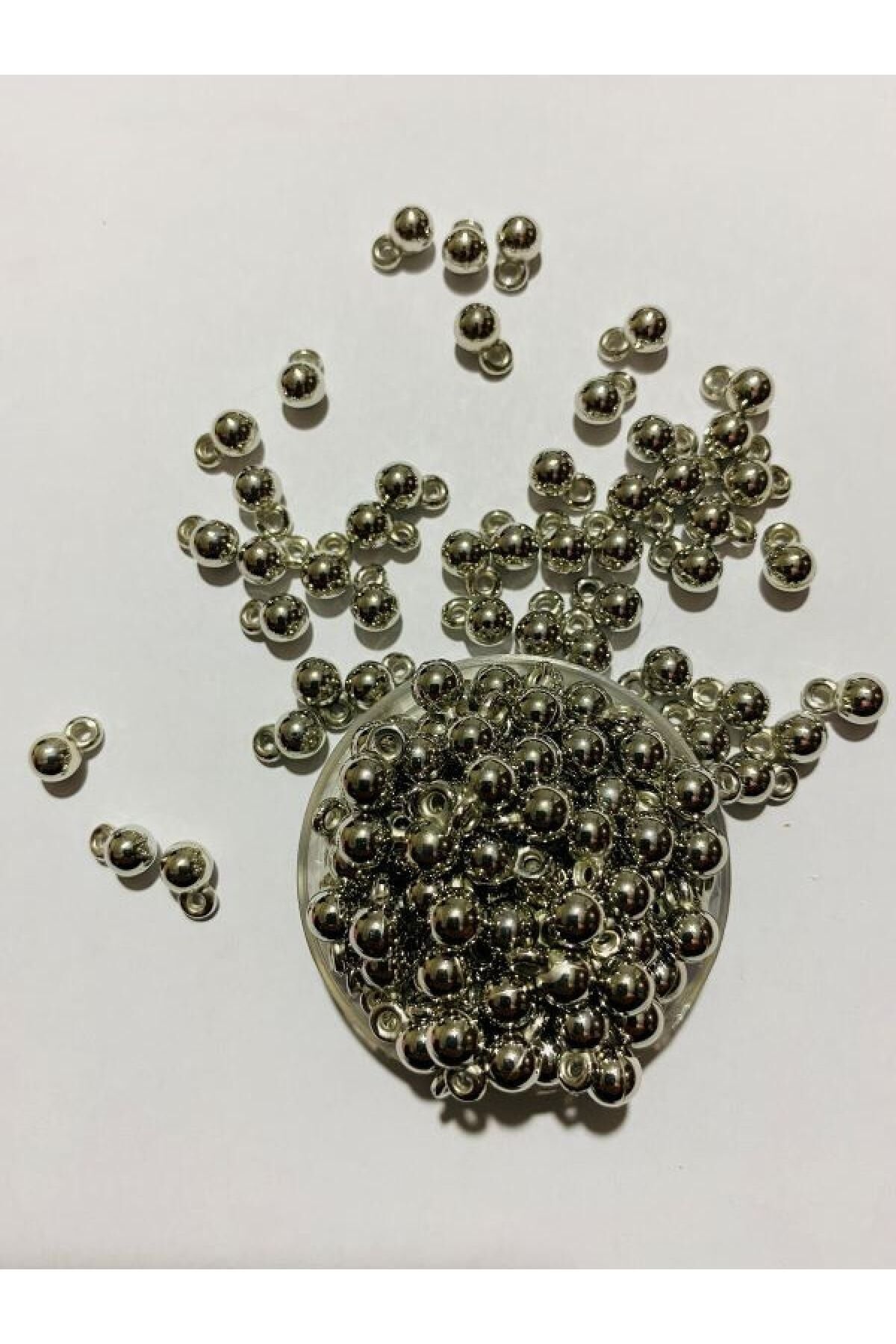 Metalize Küpe Boncuk. Gümüş Rengi. 30gr. 5mm. 105-110adet.