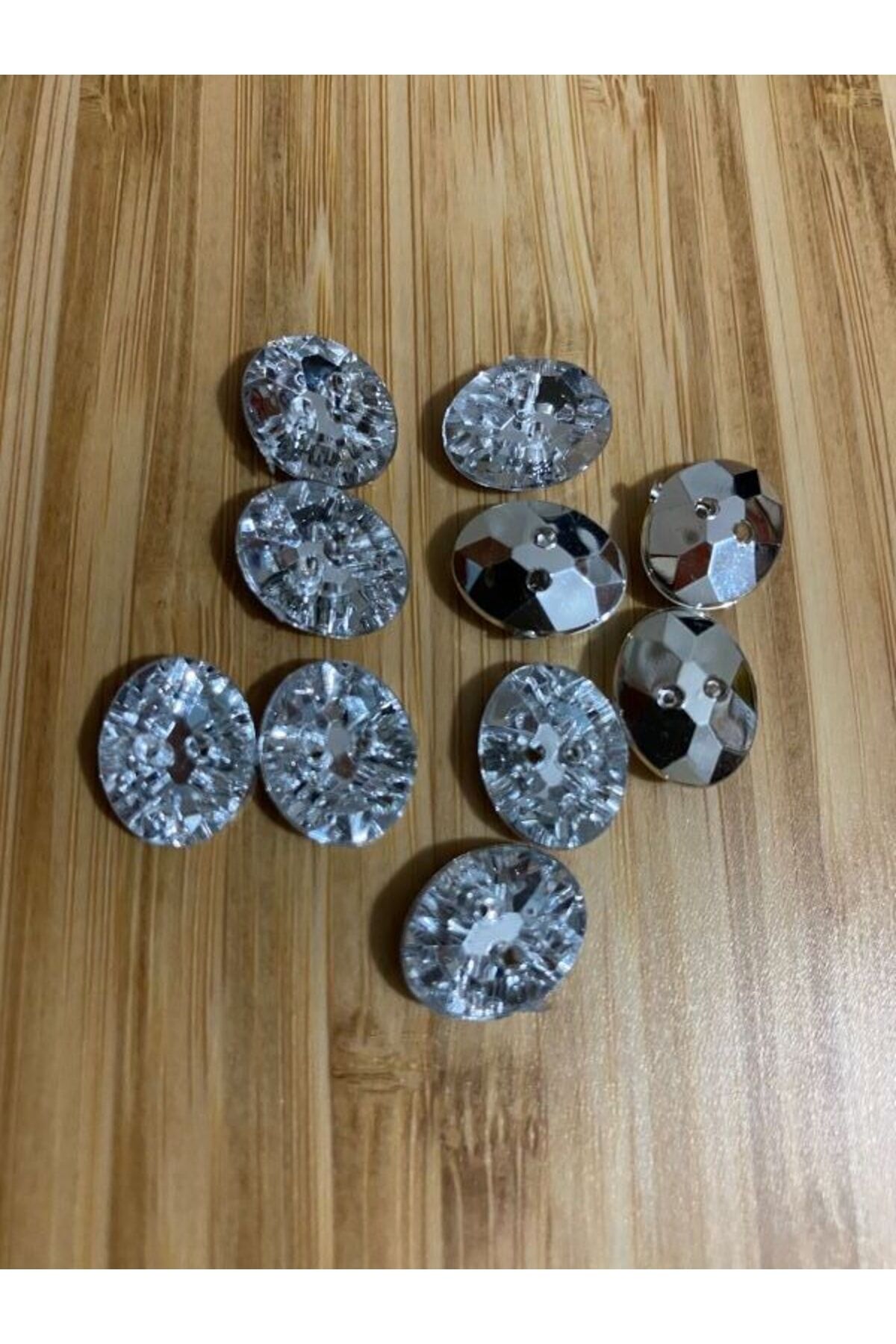 Metalize Taş Görünümlü Düğme 1.1x1.4cm. 10'lu Paket. No:9