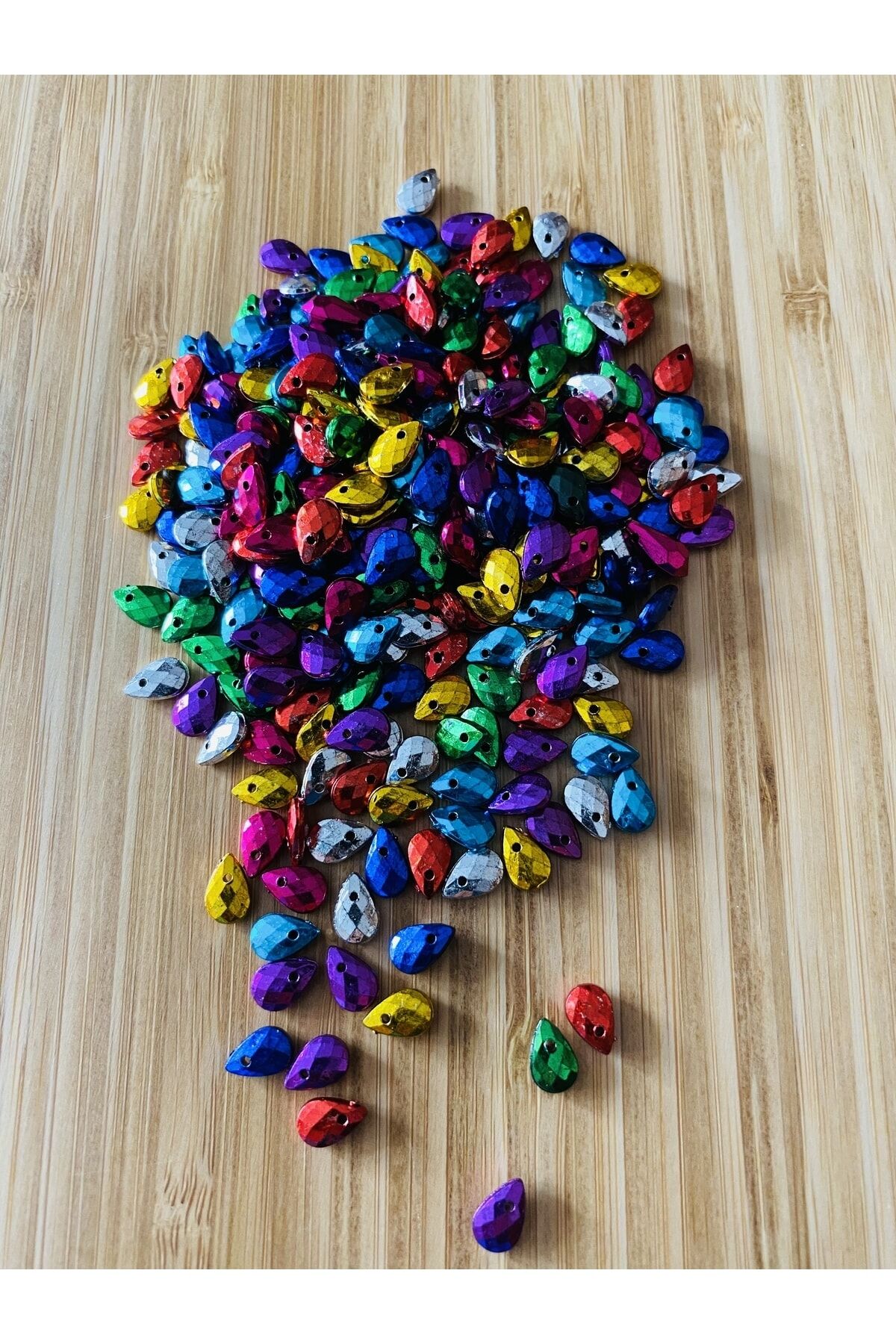 Gözyaşı Janjan Damla Plastik Işleme Pul 9x6mm. 27gr.