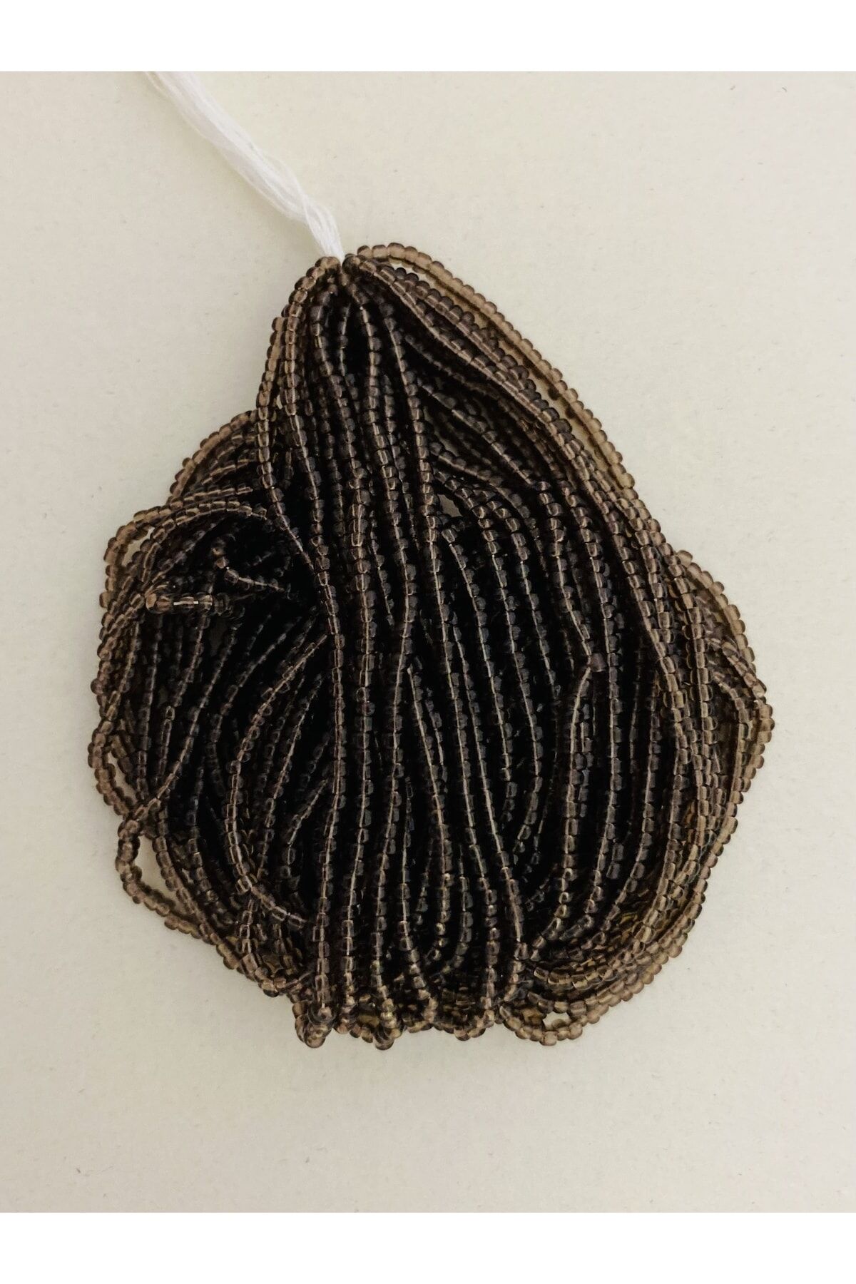 Renk No;110. Kum Boncuk,çekoslovakya (HAPİSHANE IŞİ)boncuğu 12dizi