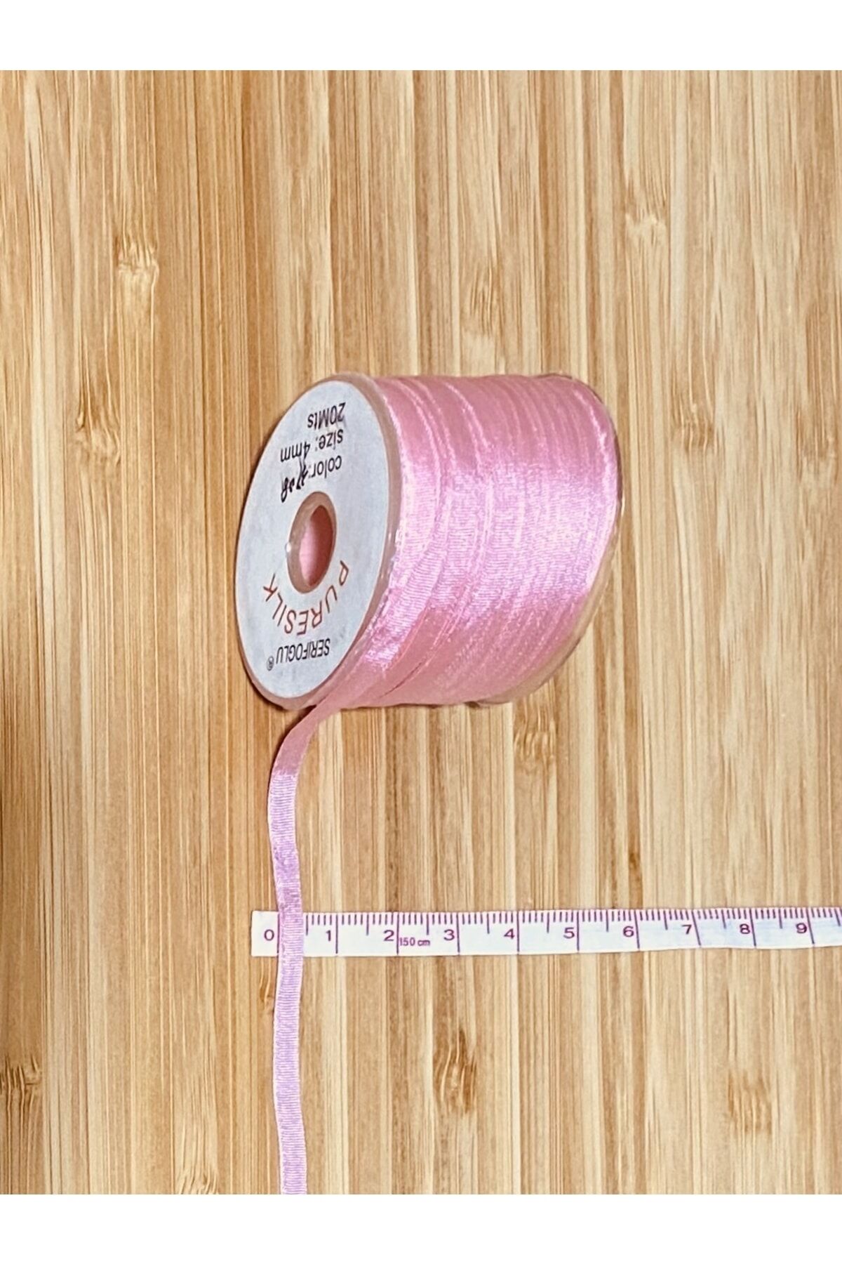 Nakış El Işleme Ipek Kurdele. 20 Metre. Renk No: 3708. En: 4 Mm.