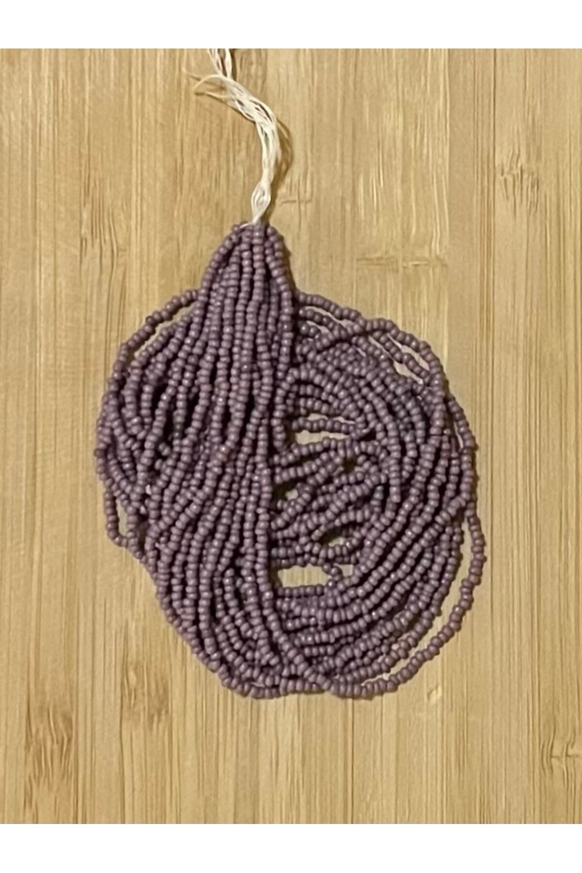 Renk: Mürdüm. Kum Boncuk Çekoslovakya, Adana, Hapishane Işi, Iğne Oyası Ve Işleme Boncuğu 12dizi.