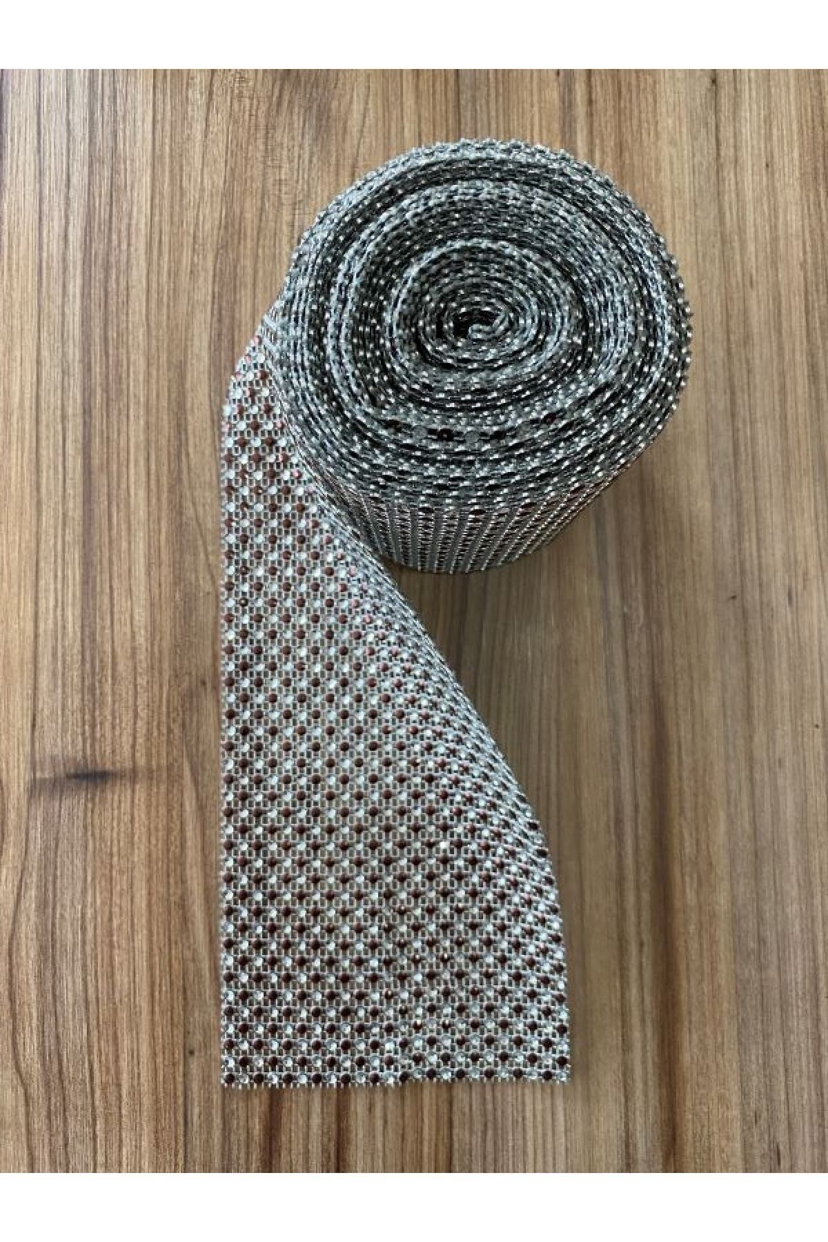 Gümüş/Kahve. Dekoratif Şerit, Harç, Gofret 24 Sıra. Taşı: 2mm. 45 santimetre..