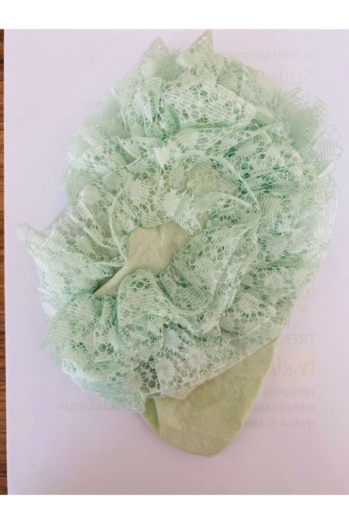 Güpür Fırfırlı Bone