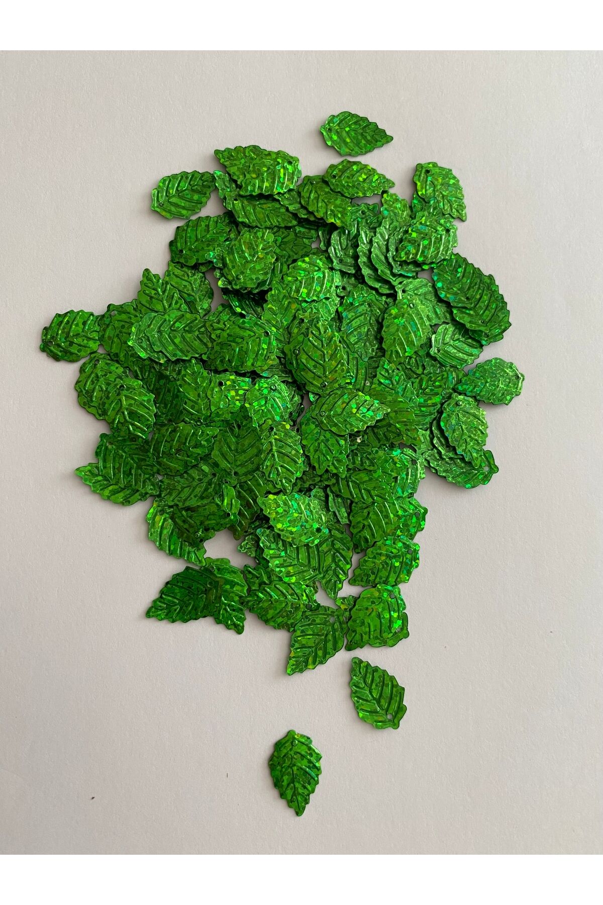 Halay mendili yaprak pul janjanlı yeşil 20 gr takriben 300 adet