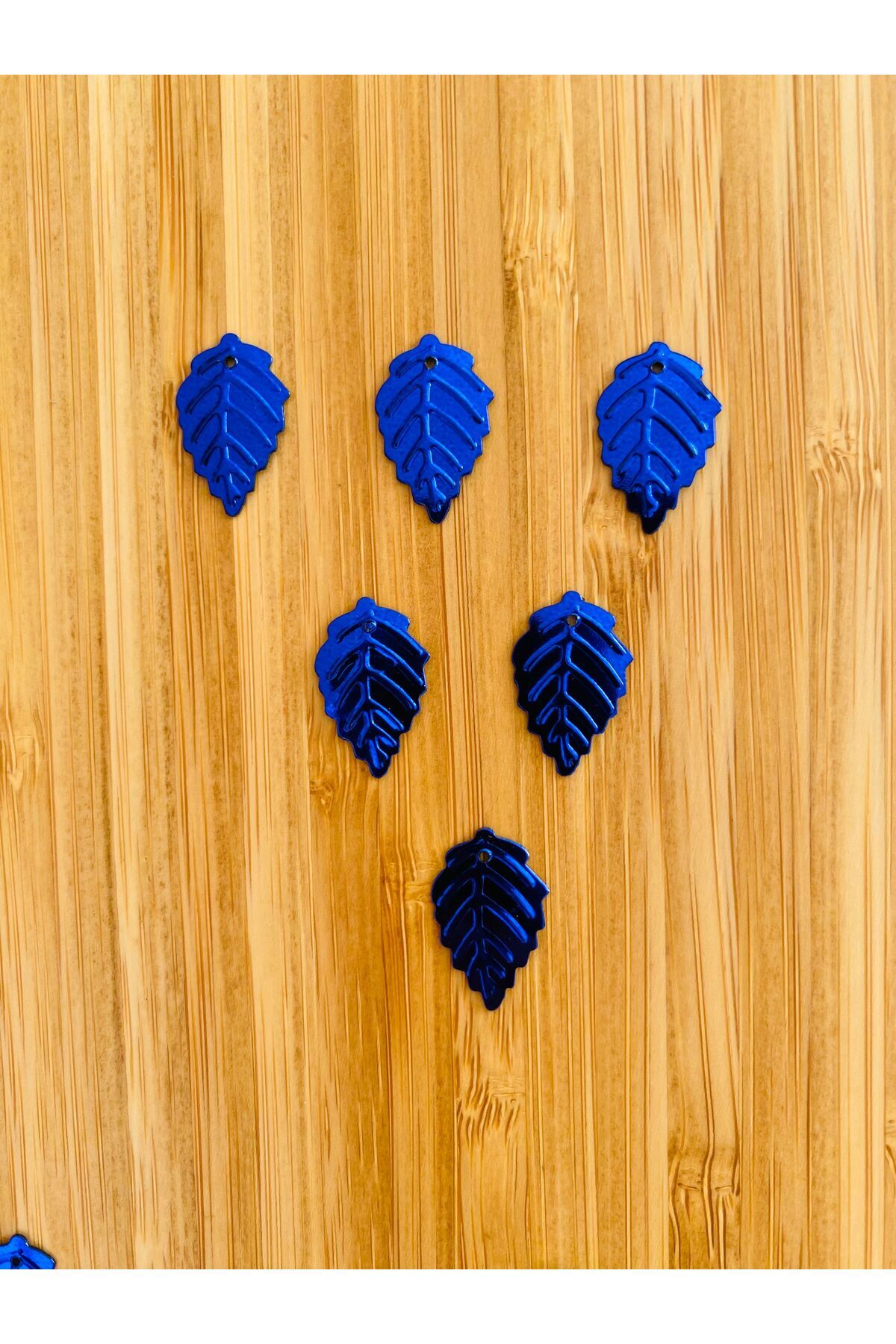 Halay Mendili Yaprak Pul Parliament 20gr Takriben 300 Adet