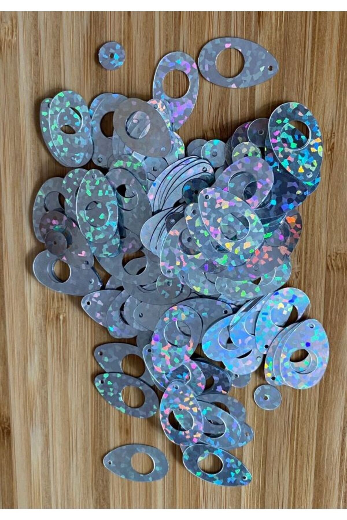 Halay Mendili, Havlu Ve Abiye Işleme Pul. 20gr. Takriben Büyük 245, Küçük 86 Adet