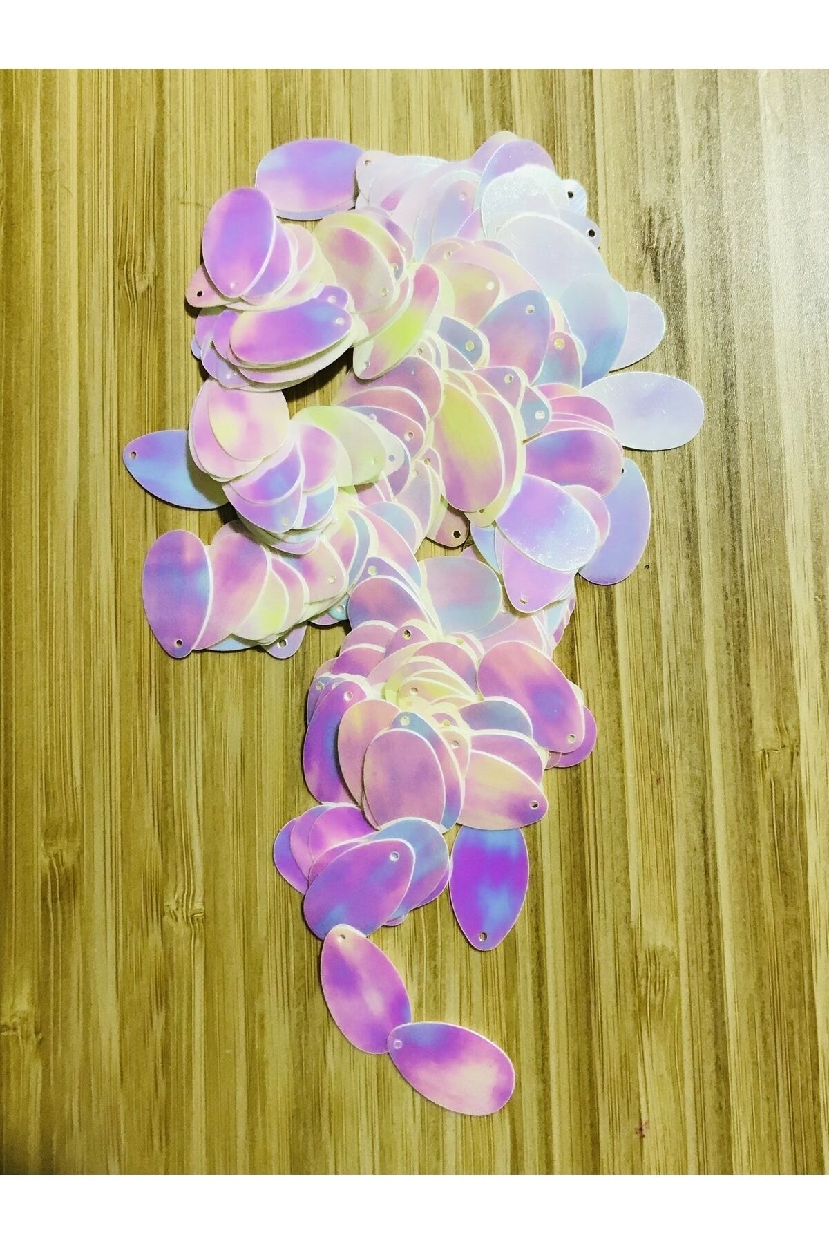 Halay Mendili, Havlu Ve Abiye Işleme Pul. 20gr. Takriben:210 Adet.