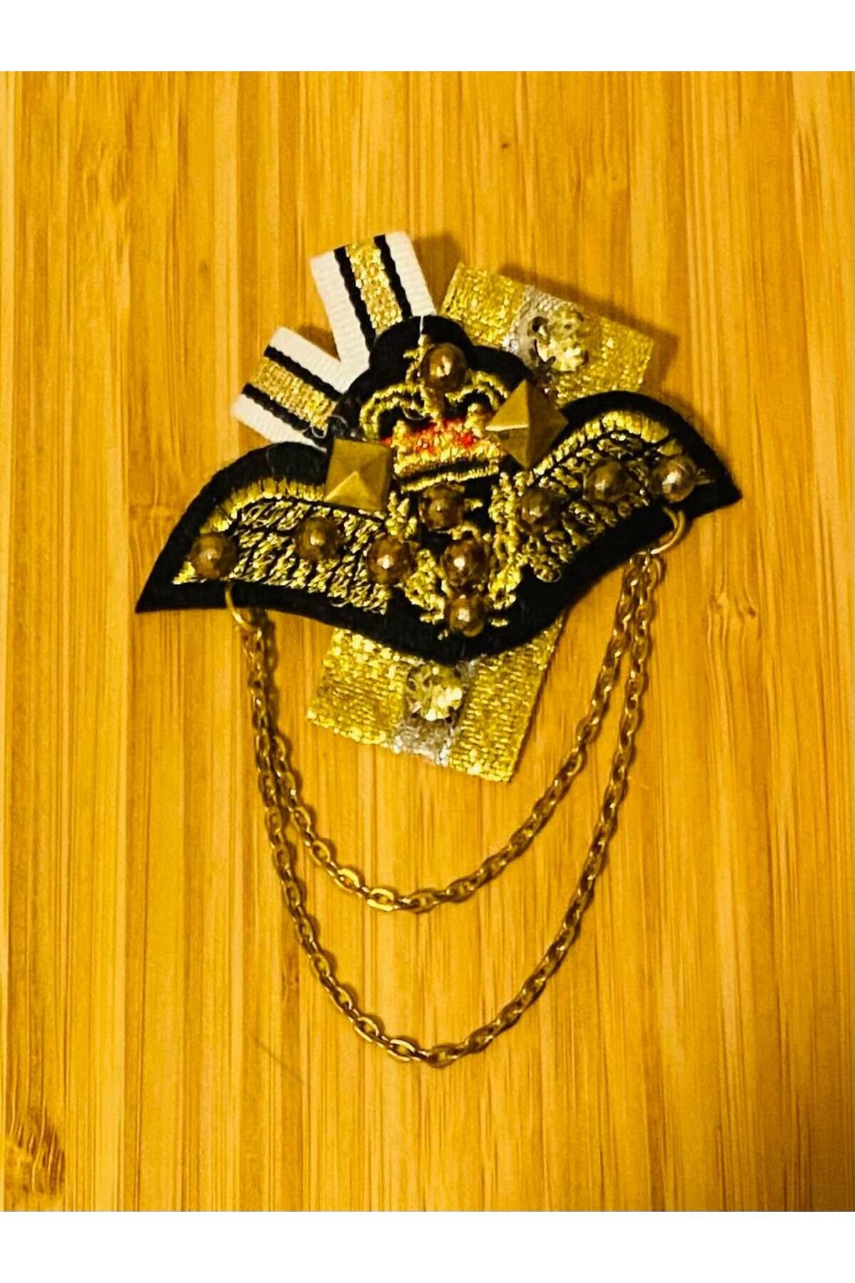 Oksitli metal ve taşlı broş, oksit zincirli. Grogren ve sim kurdeleli