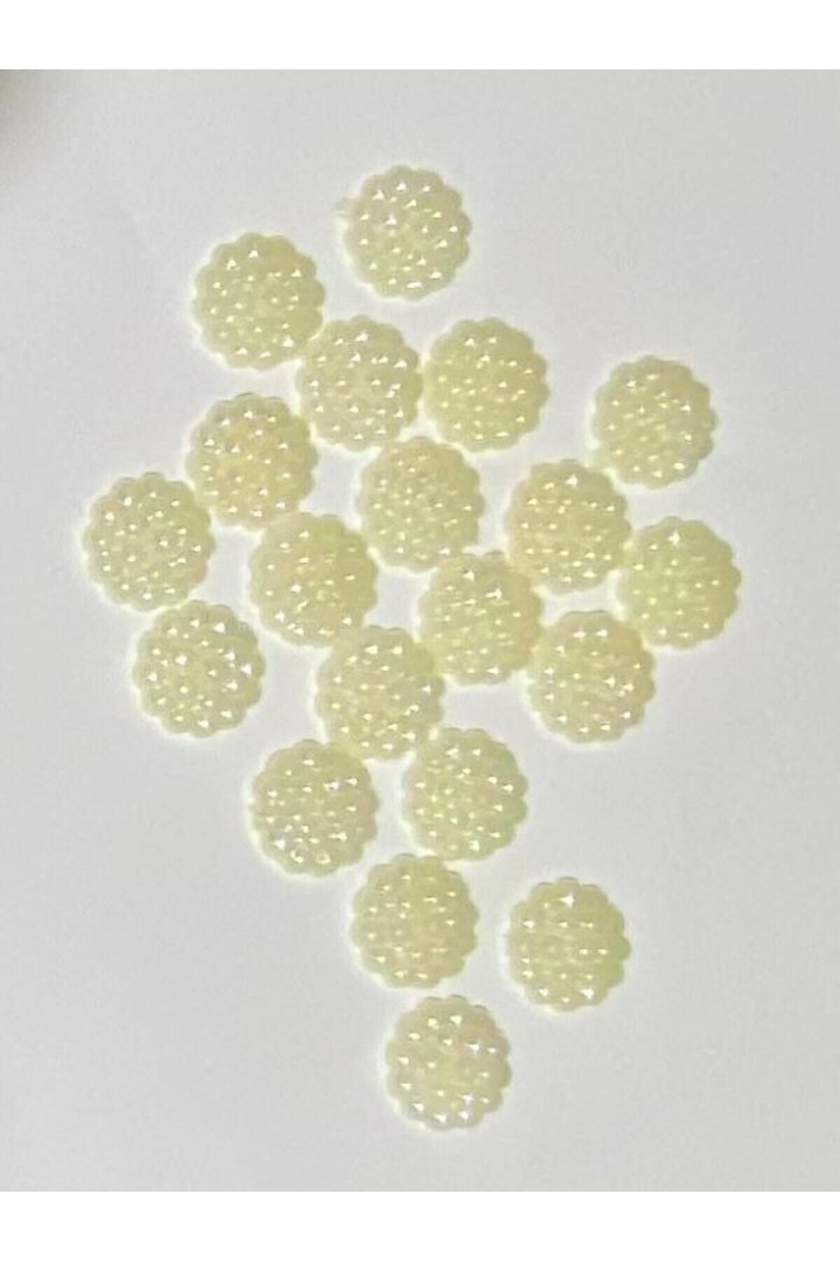 Tırtıklı Janjan Yapıştırma El Işleme Yarım Inci Açık Krem 14 mm 25 Gram Tahmini 80 adet.