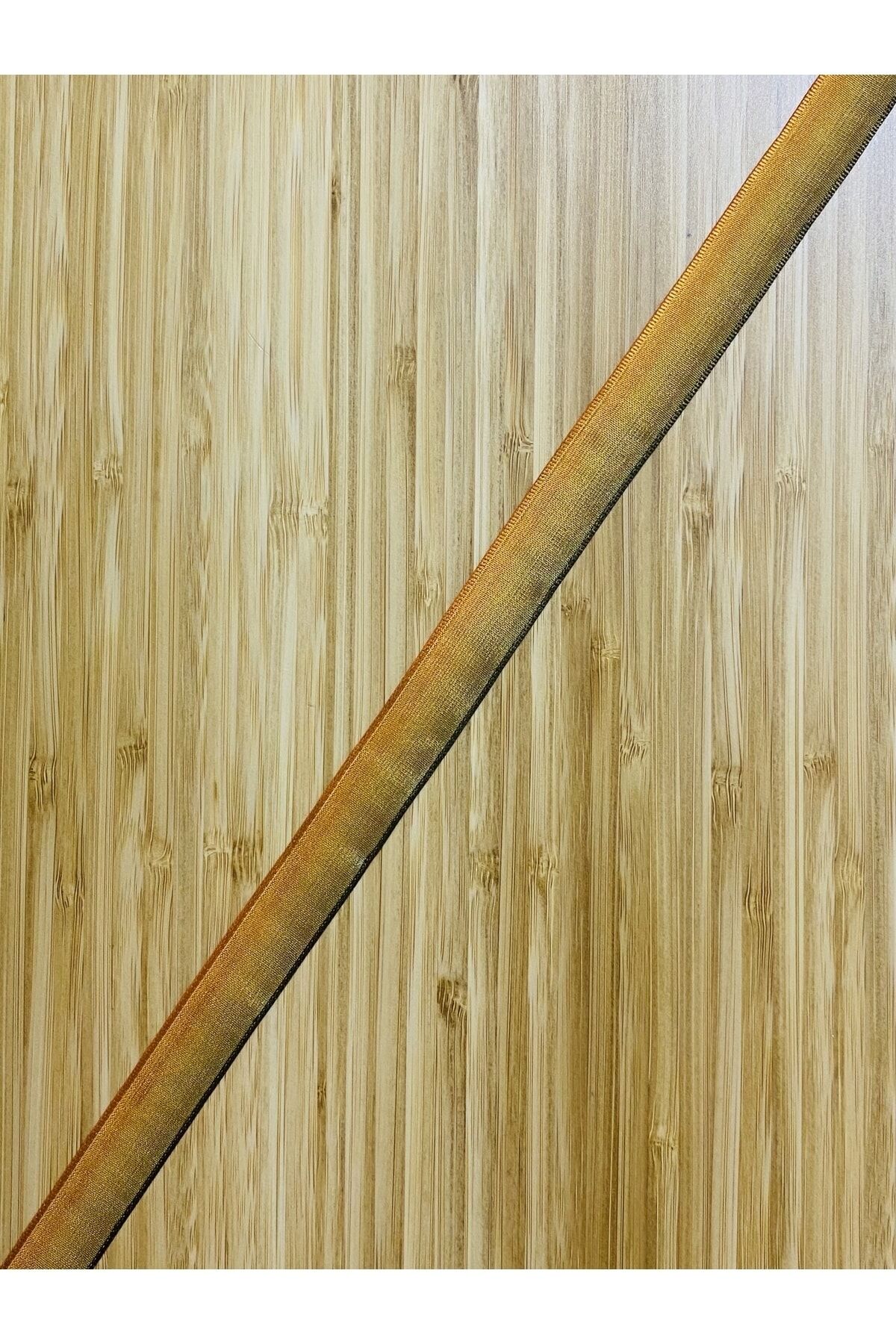 Havlu, Raner, Pano, Çeyizlik Vb Saten Dl Telli El Nakış Kurdelesi. 14,2 Metre.