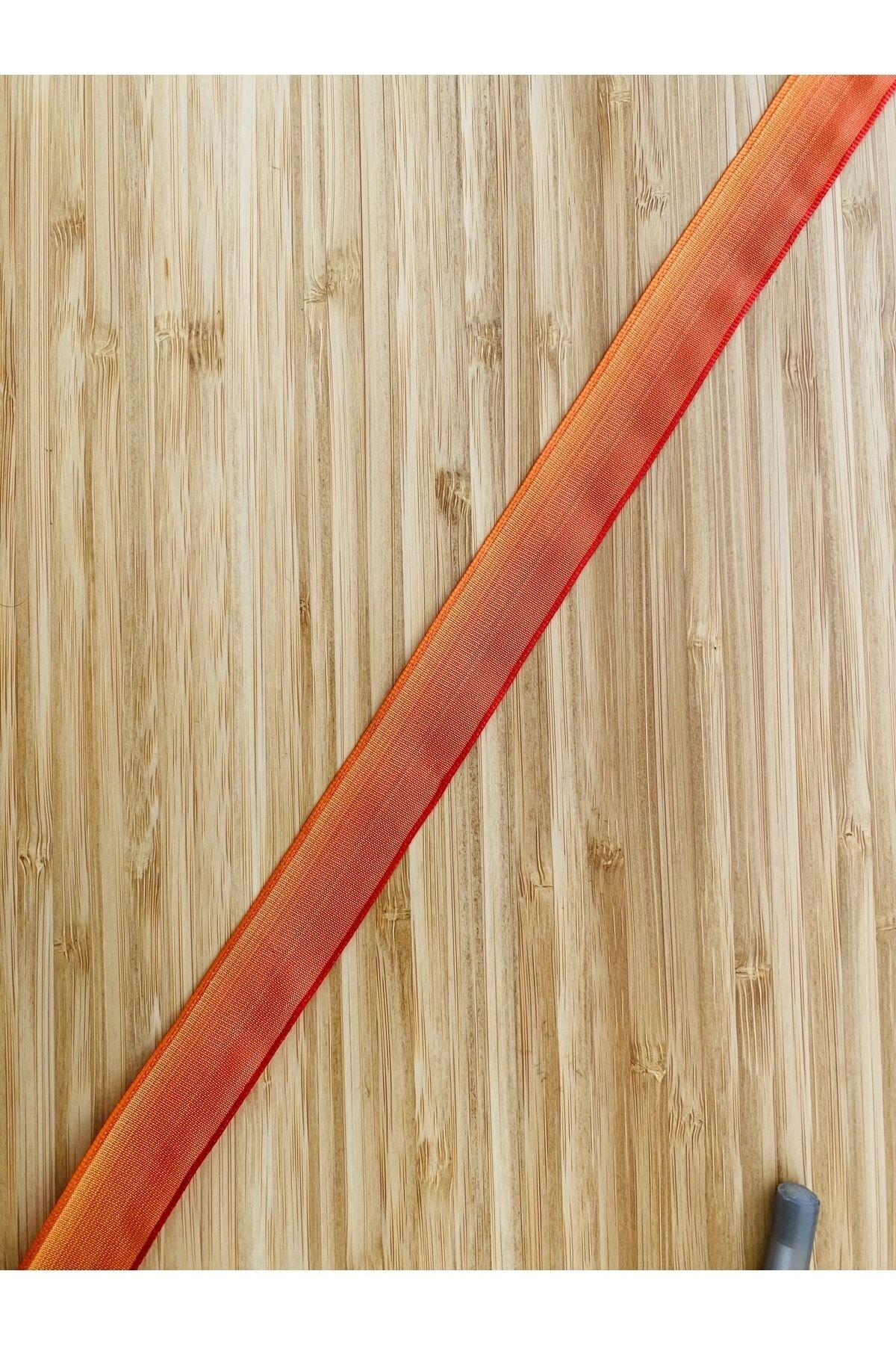 Havlu, Raner, Pano, Çeyizlik Vb Saten Dl Telli El Nakış Kurdelesi. 17,25 Metre.