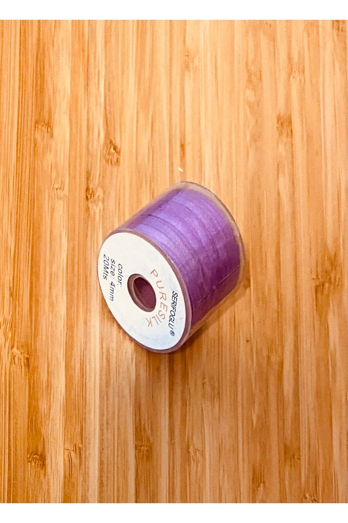 4mm. El Işlemesi Ipek Nakış Kurdele. 20 metre. Renk: 208.