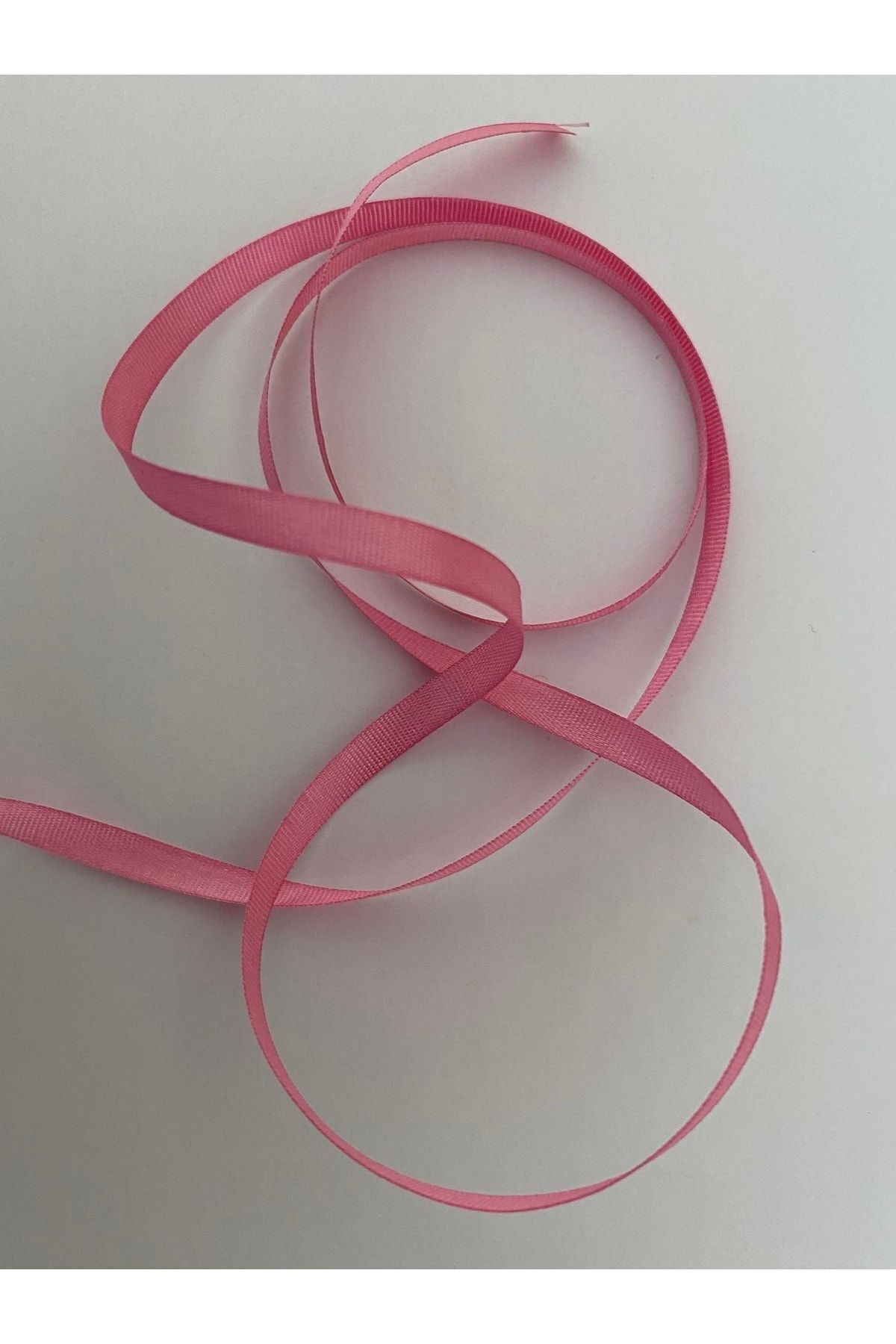 4mm. El Işlemesi Ipek Nakış Kurdele. 8.4 Metre.