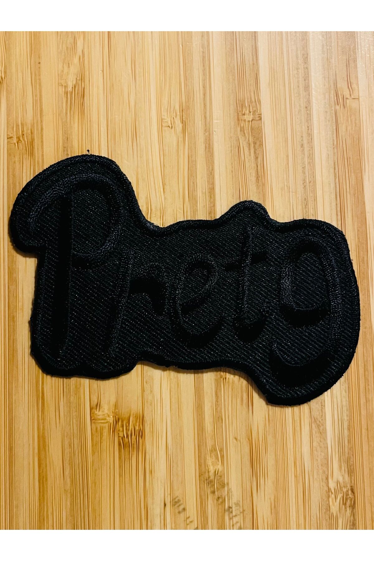 5 x 10 cm Ütü ve Dikiş ile Montaj Edilen Jean Kumaş Arma. 1 Adet