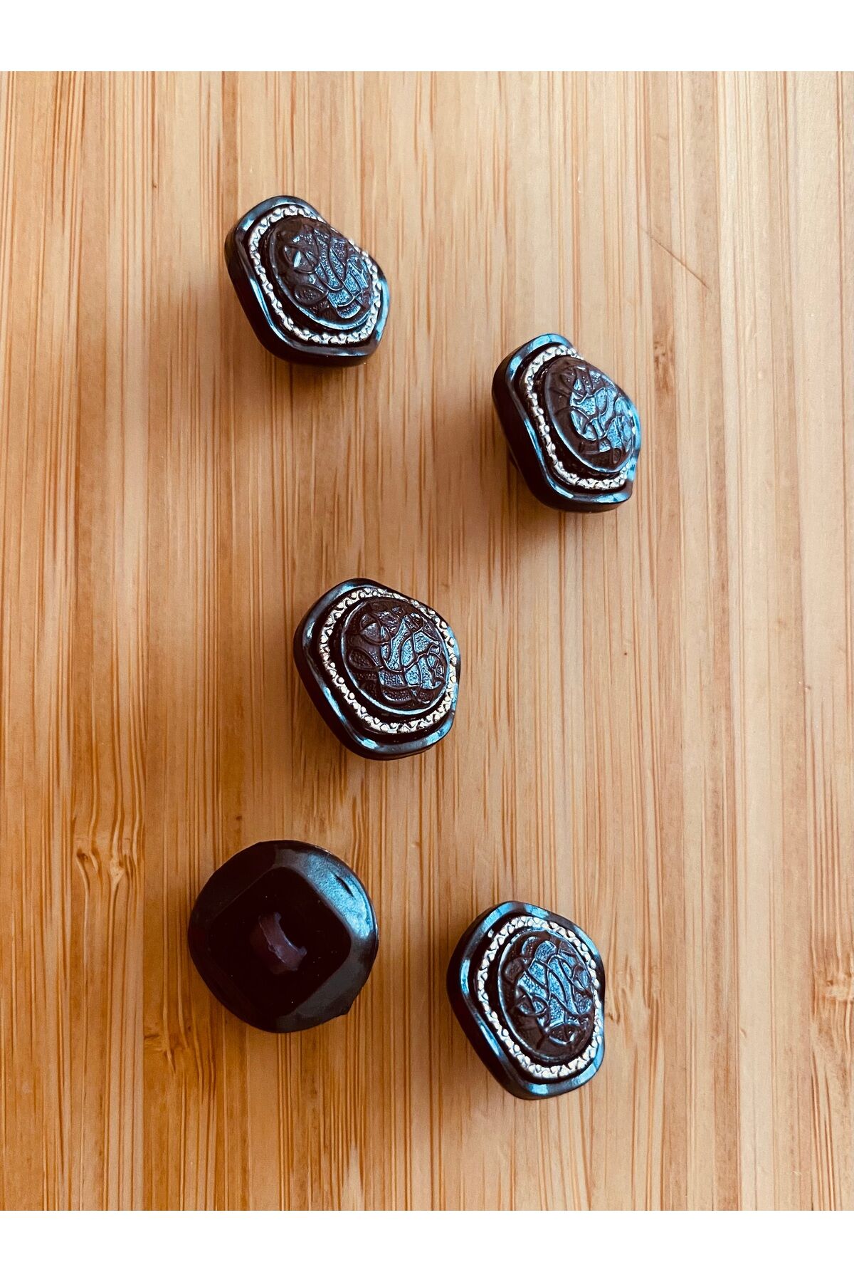 Hırka, Yelek, Entari, Ferace Ve Pantolon Italyan Model Düğme. 21mm. 5'li Pkt. Renk: Kahve