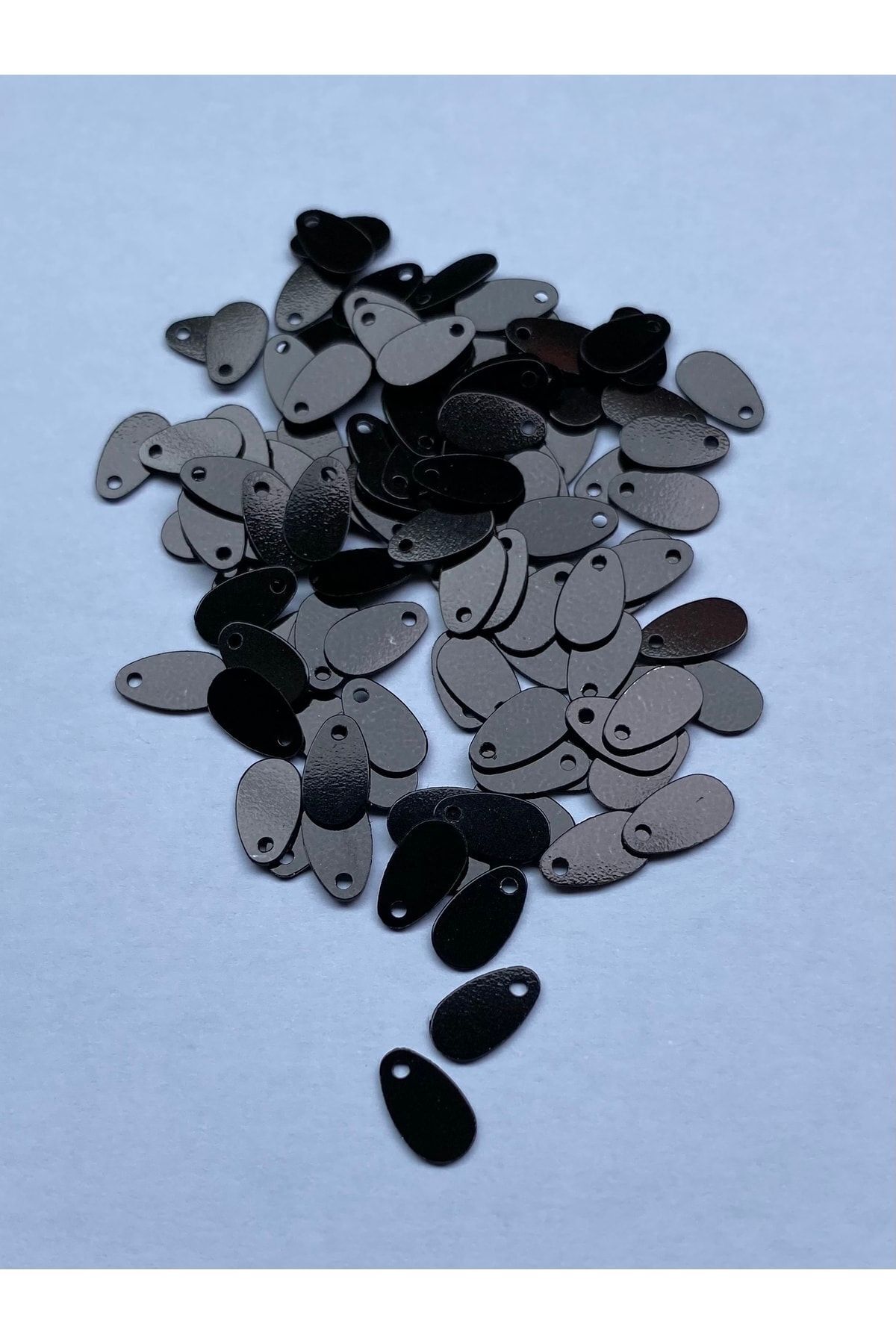 Yazma, Havlu, Abiye, Çeyizlik Işleme Damla Pul. 9x5mm. 20gr. Takriben 1120 Adet. No:3 Siyah.