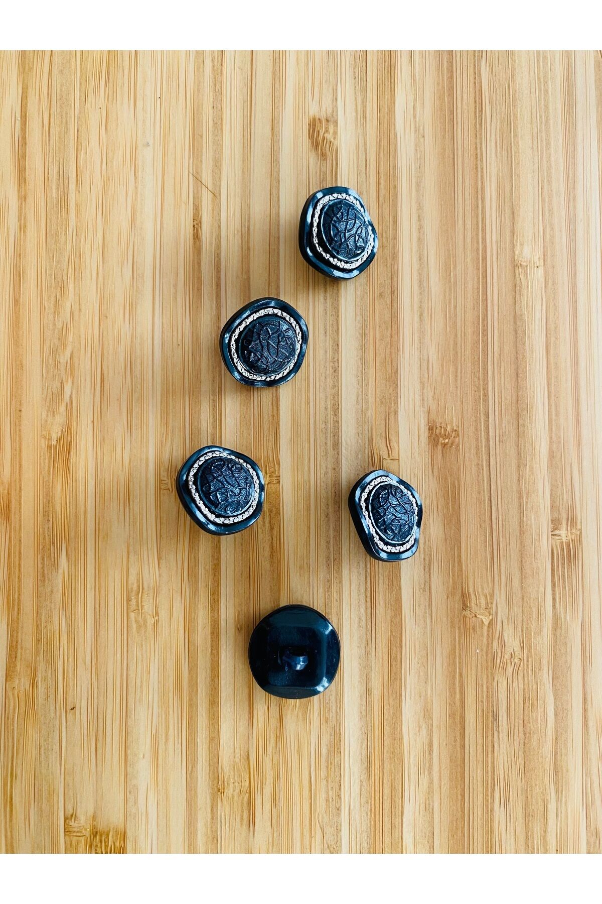 Hırka, Yelek, Entari, Ferace Ve Pantolon Italyan Model Düğme. 21mm. 5'li Pkt. Renk: Koyu lacivert.