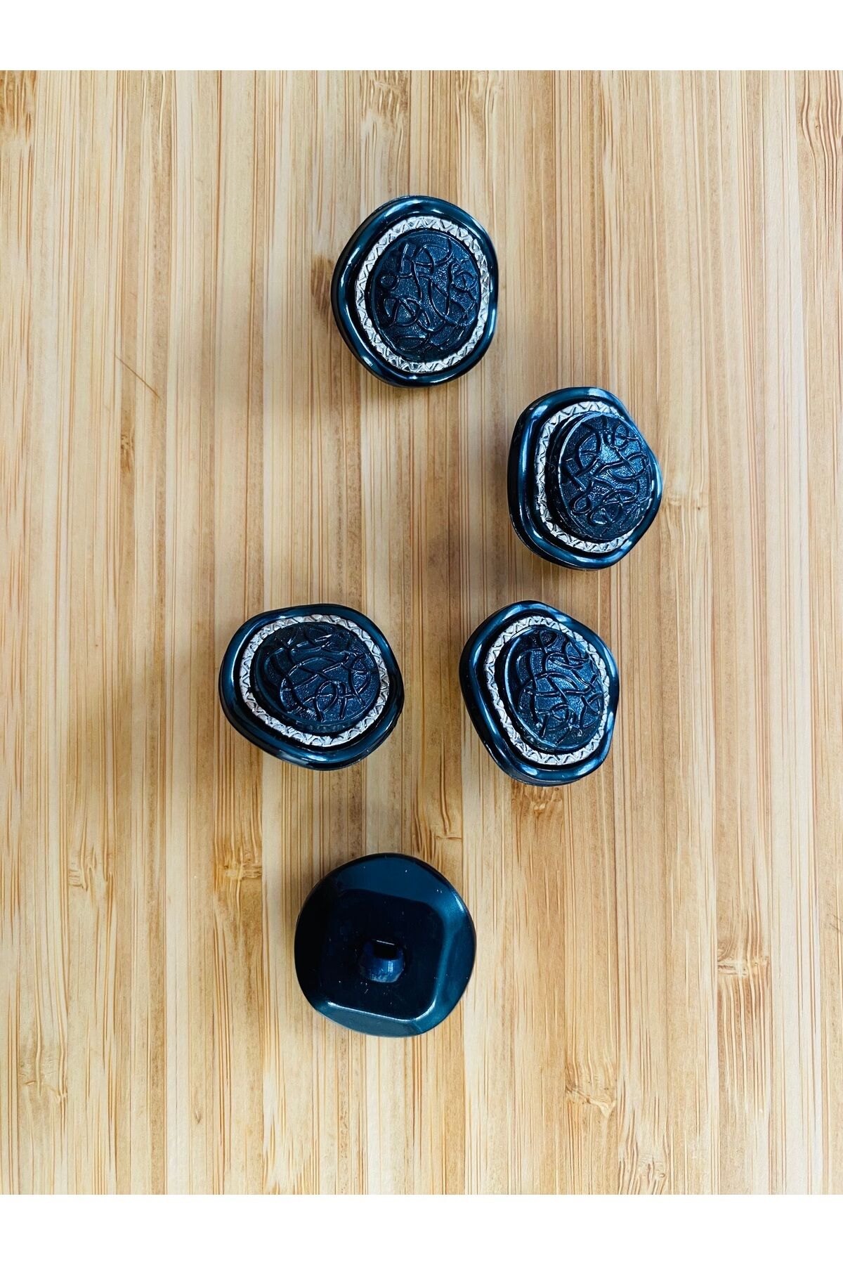 Hırka, Yelek, Entari, Ferace Ve Pantolon Italyan Model Düğme. 26mm. 5'li Pkt. Renk: Koyu lacivert.