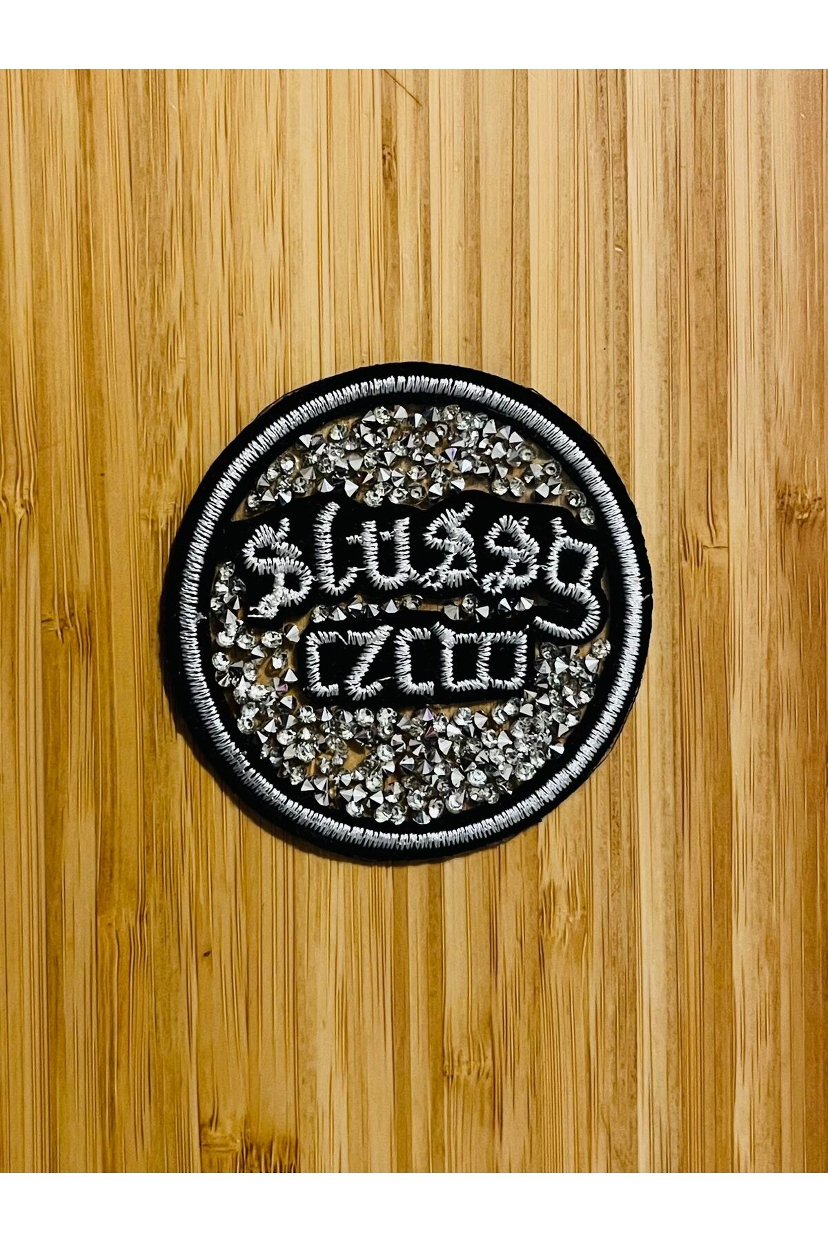 7 x 7 cm Taşlı, Ütü ve Dikiş ile Montaj Edilen Apolet ve Arma. (Yama değildir)