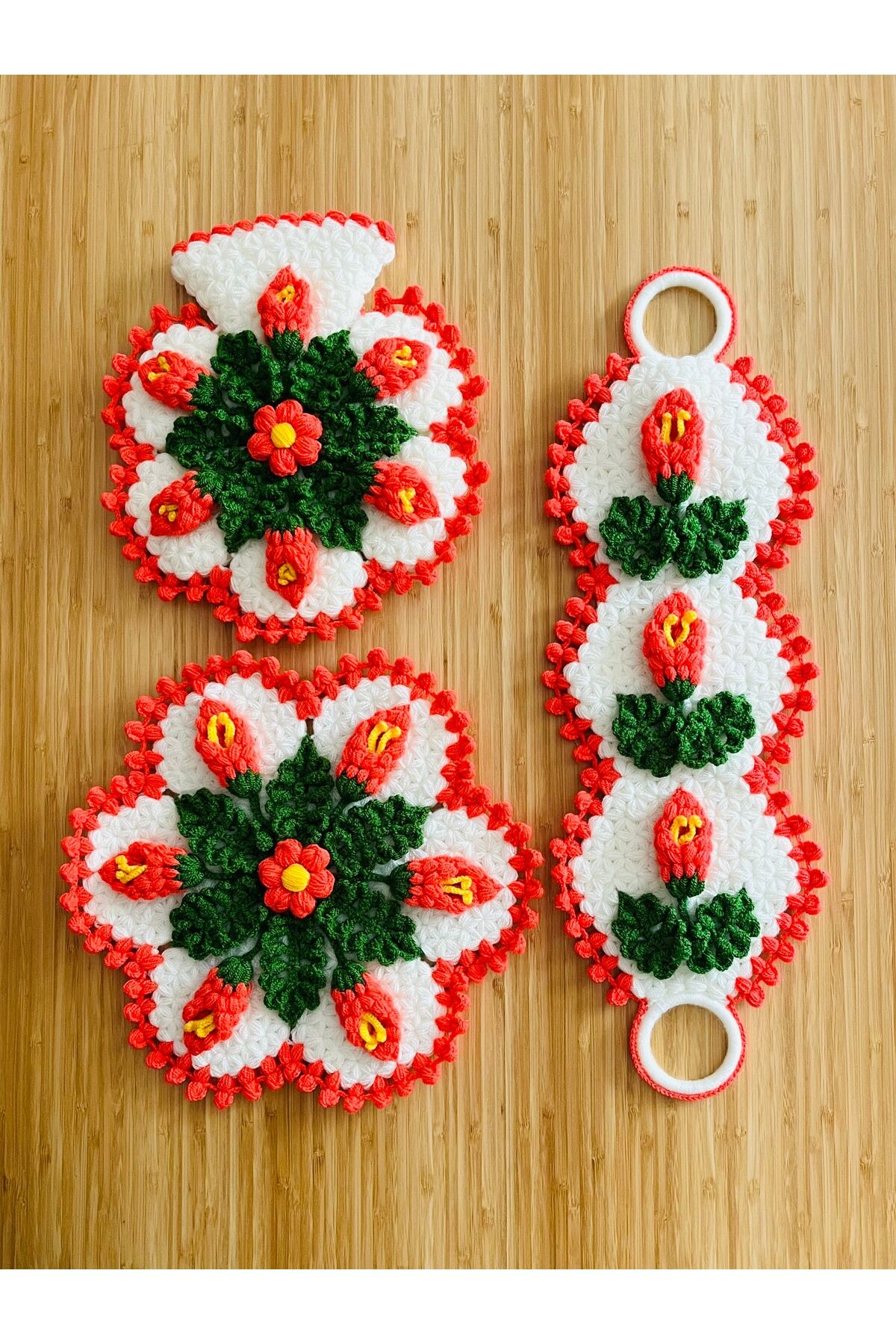 Çeyizlik Ve Banyo Lif Takımı 3'lü Set. Kabartma işleme.