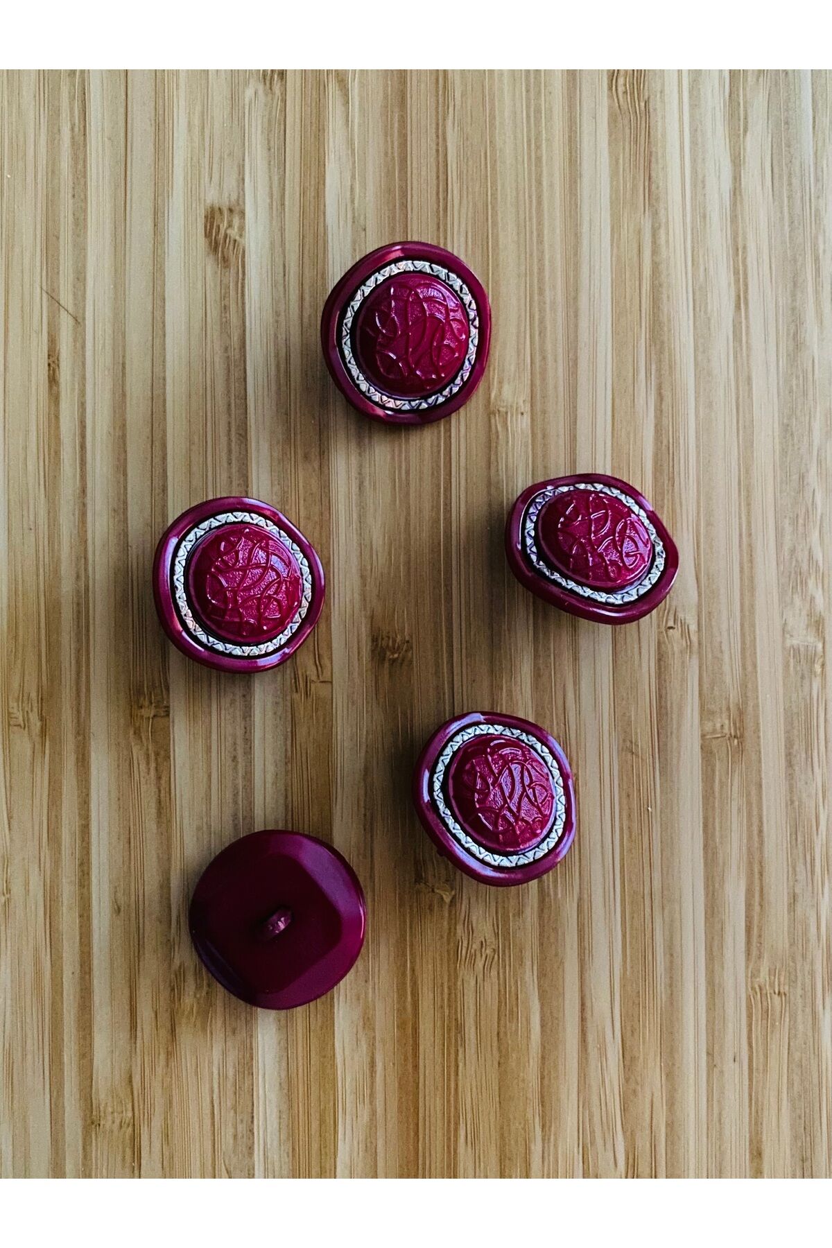 Hırka, Yelek, Entari, Ferace ve Pantolon İtalyan Model Düğme. 30mm. 5'li Pkt. Renk: Açık Bordo.