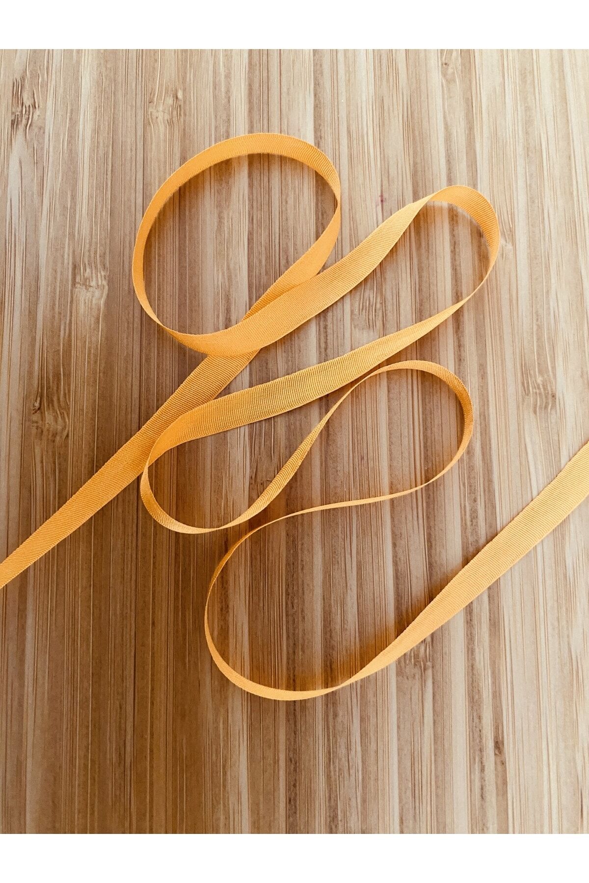 7mm. El Işlemesi Ipek Nakış Kurdele. 16metre.