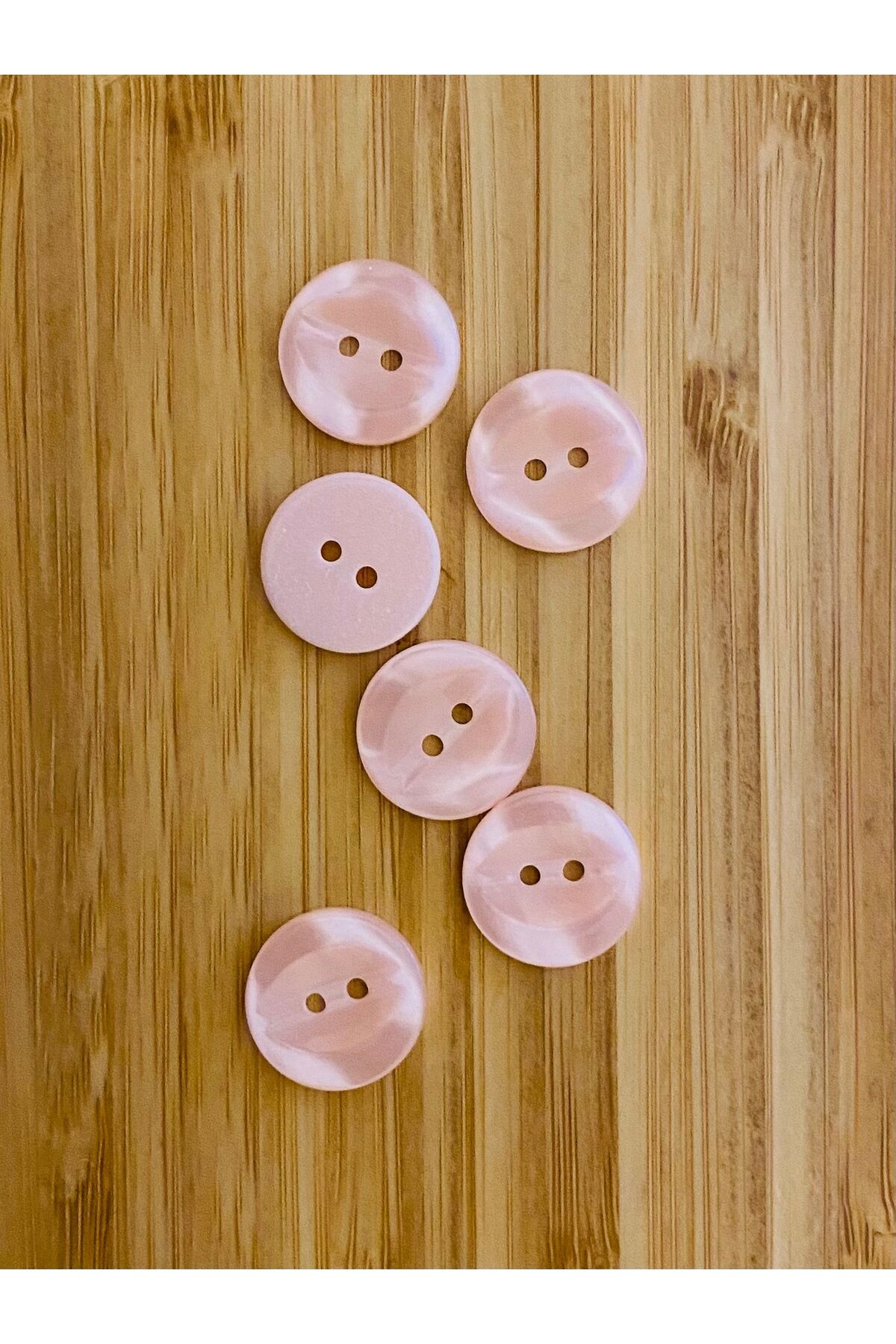 Hırka, Yelek, Entari, Ferace ve Pantolon Sedef Düğme. 18mm. 6'lı Pkt. Renk: Toz Pembe.