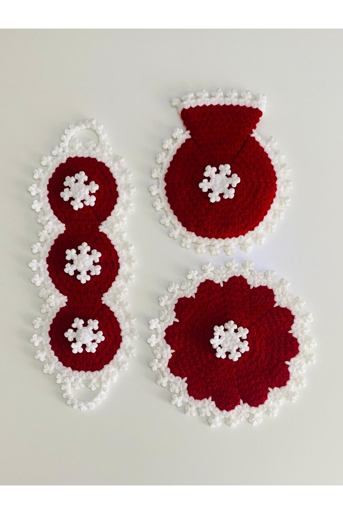 Çeyizlik Ve Banyo Lif Takımı 3'lü Set. Renk: Kırmızı Beyaz.