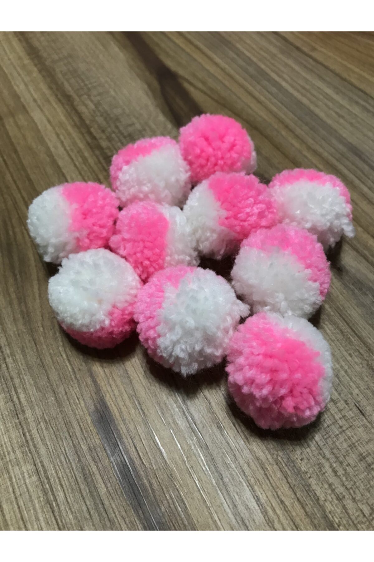 Ikiz Yün Ponpon 10 Adet Renk:beyaz/pembe