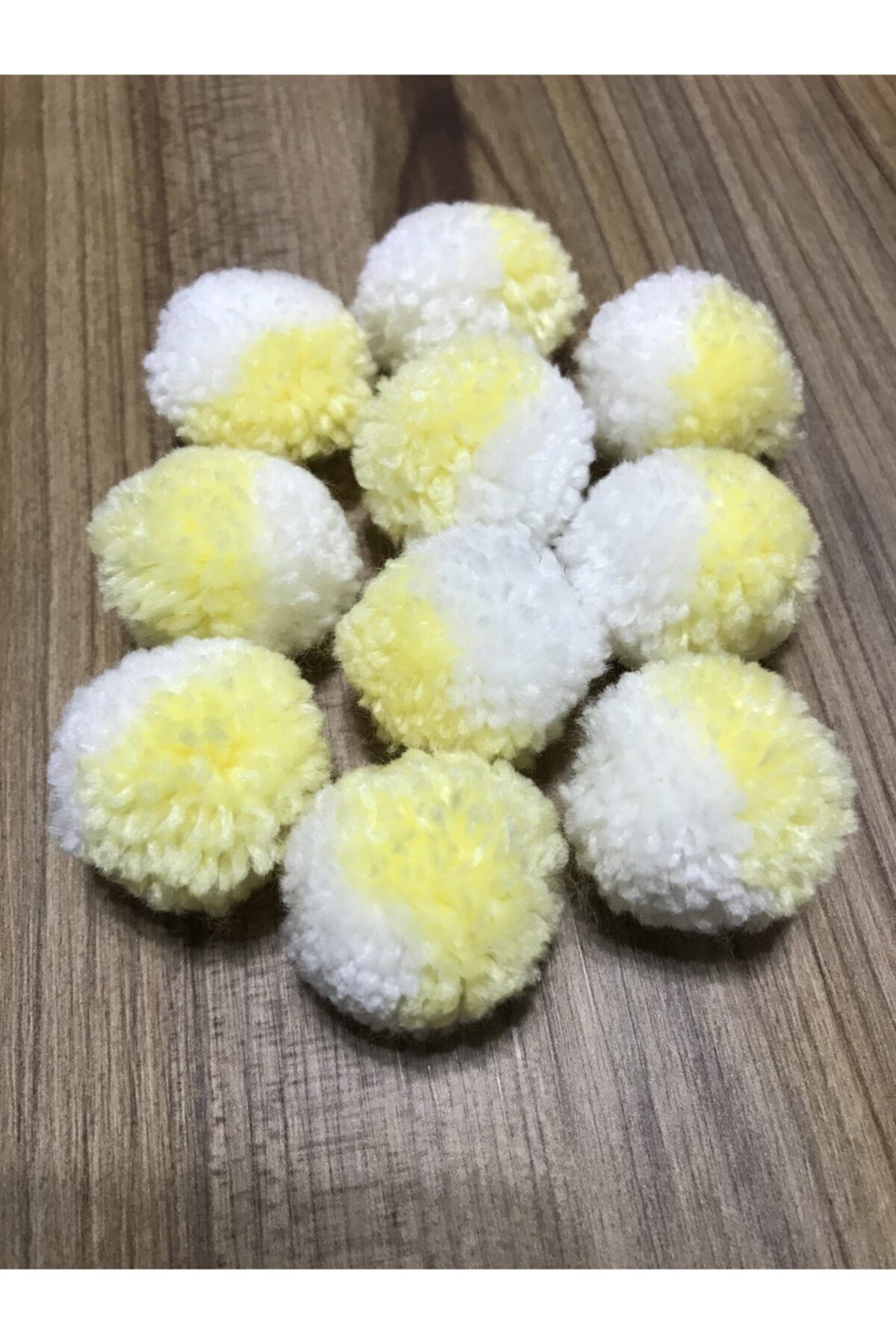 Ikiz Yün Ponpon 10 Adet Renk:beyaz/sarı