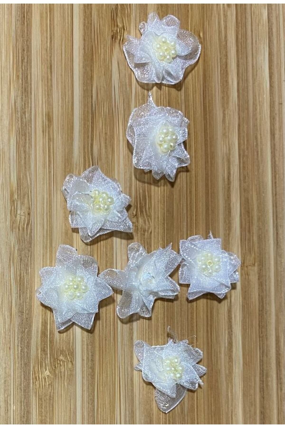 Organze Kurdele El Yapımı Incili Gül. 2.8cm. 10 Adet.