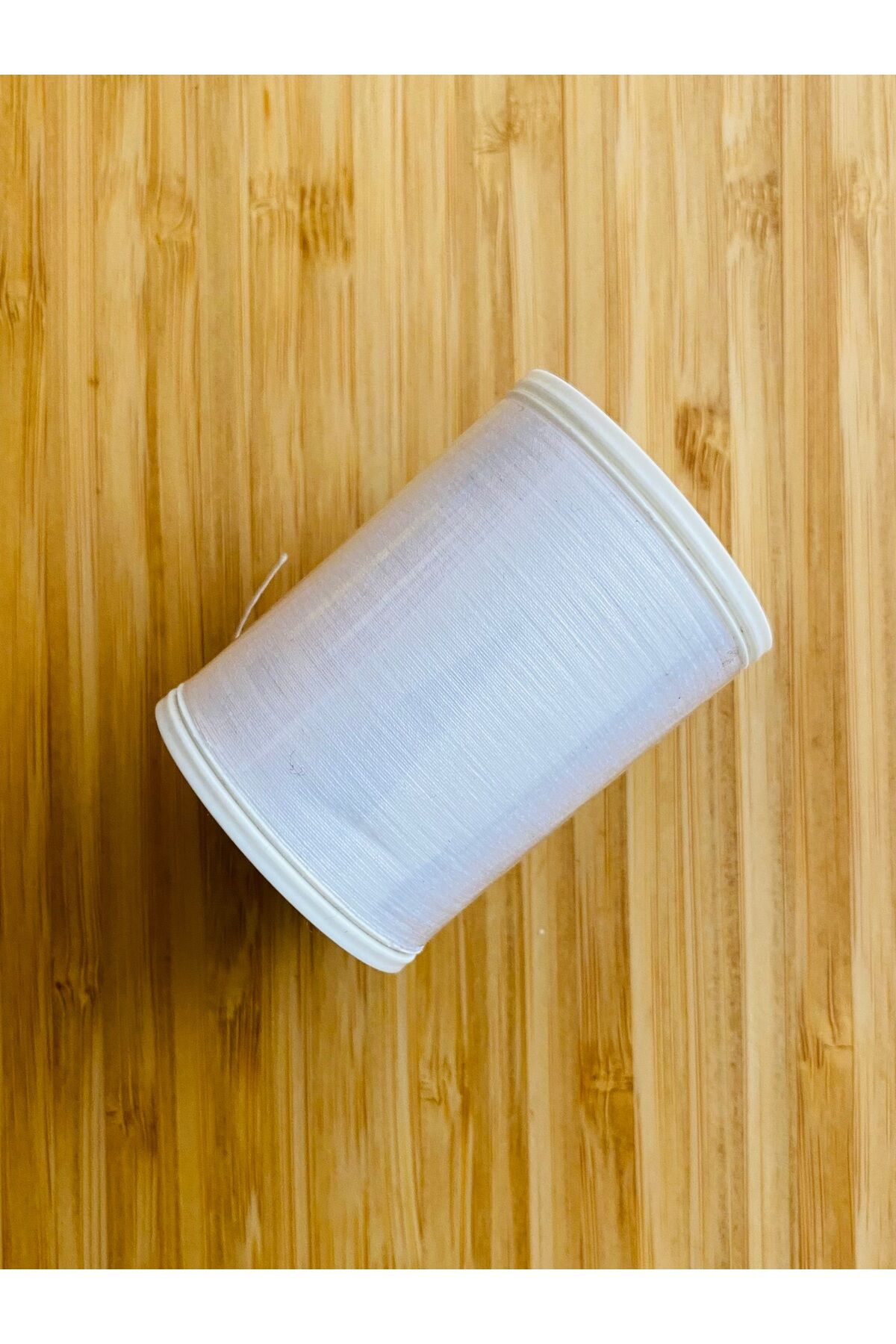 900 Metre No: 120 Polyester Dikiş Ipliği Renk: Beyaz.