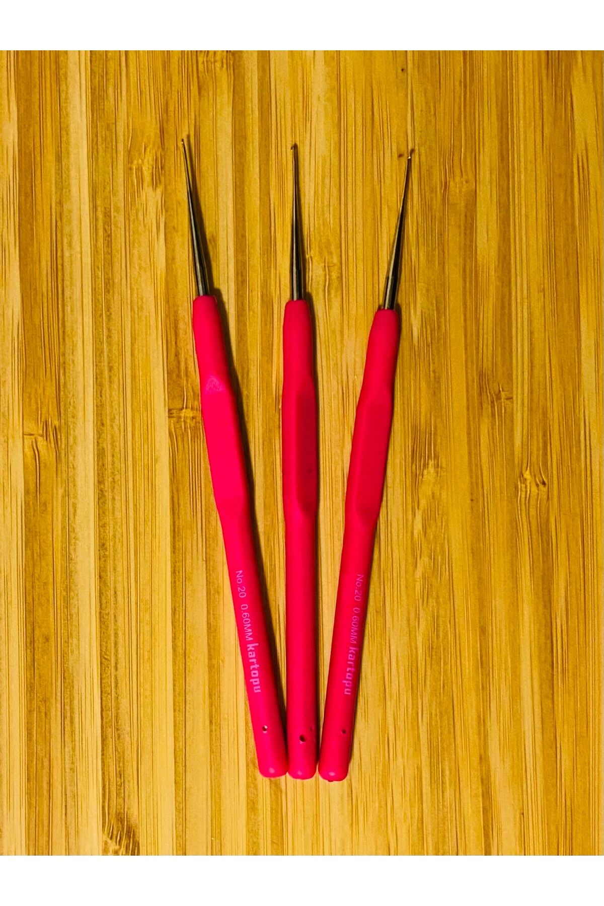 Yumuşak Silikon Saplı Oya Ve Dantel El Işi Tığ. No: 20. 3 Adet.