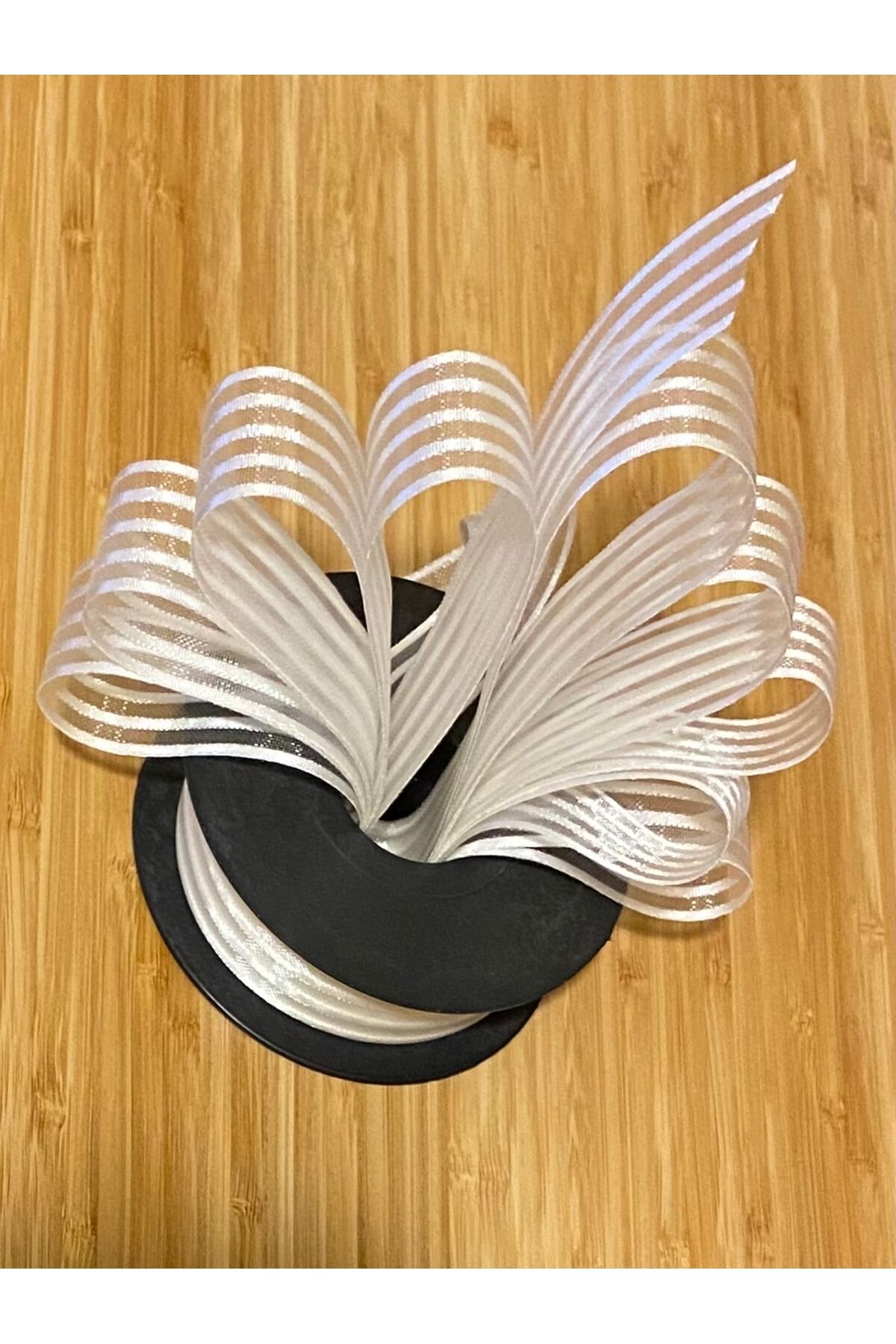 Çizgili şifon kurdele (Kurdale) 2.5cm x 20metre. Renk No:2