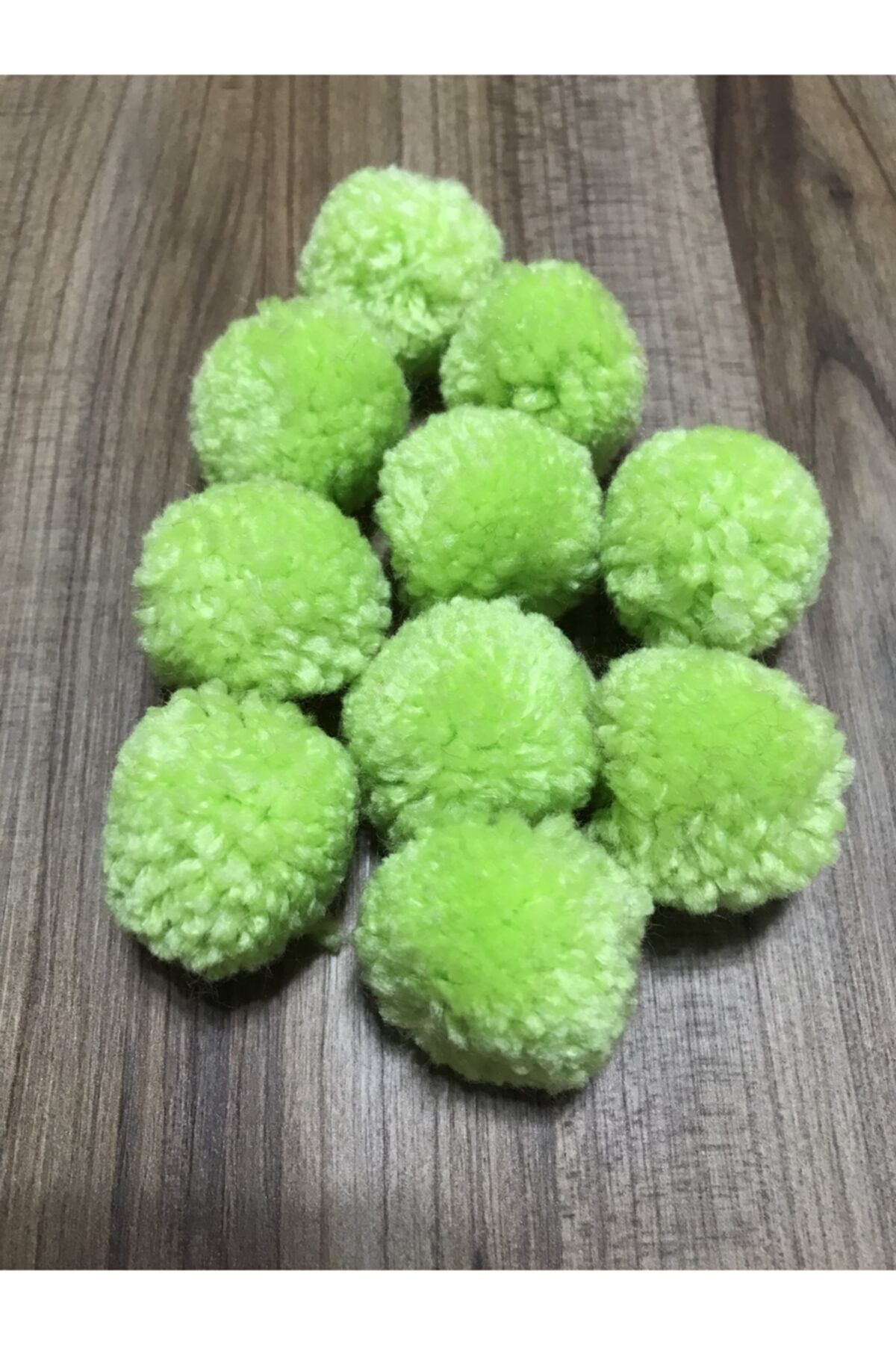 Yün Ponpon 10 Adet Renk:yeşil