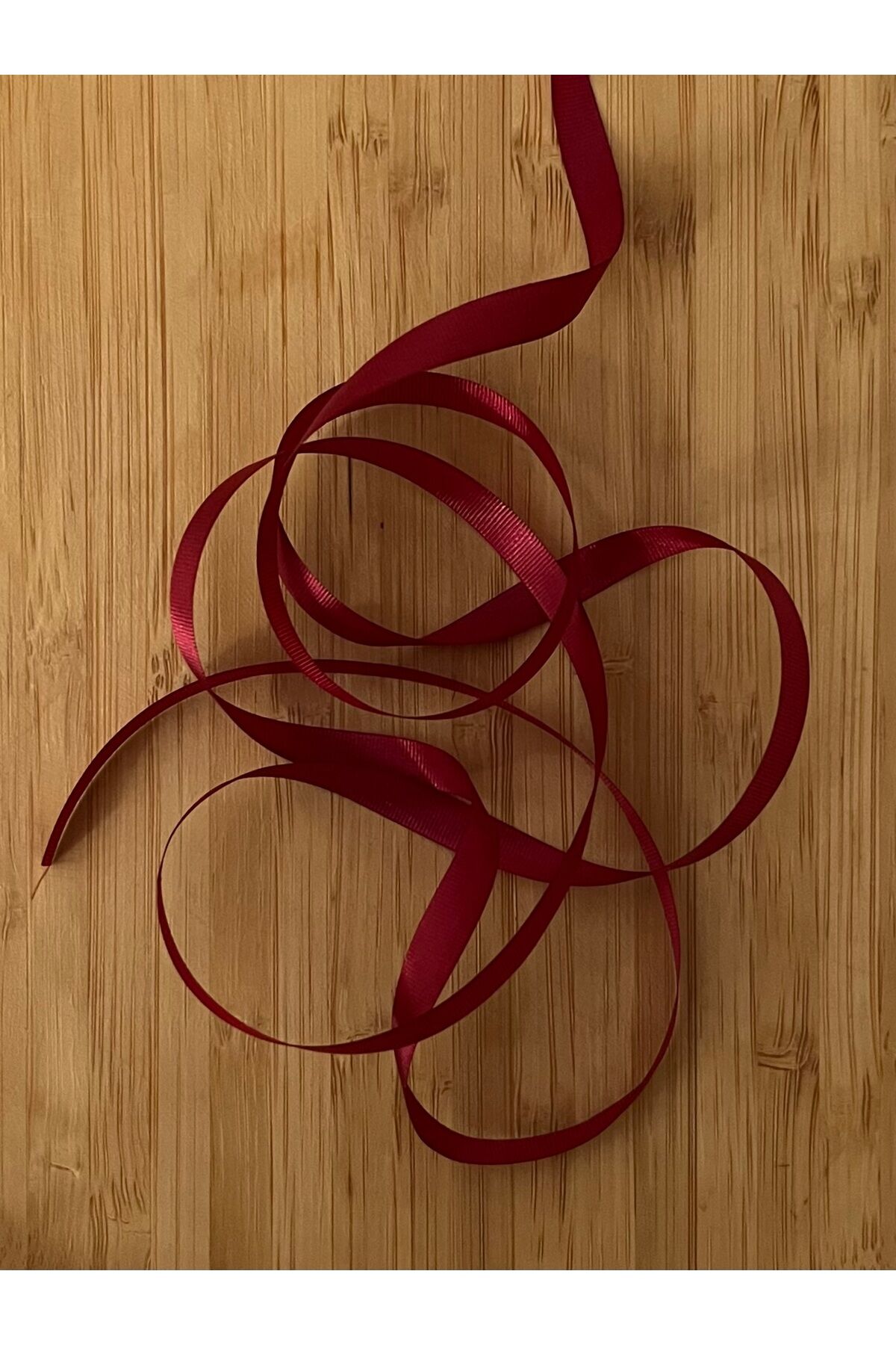 Ipek Nakış Kurdele 7mm 12,5 metre Renk No: 2. Bordo.