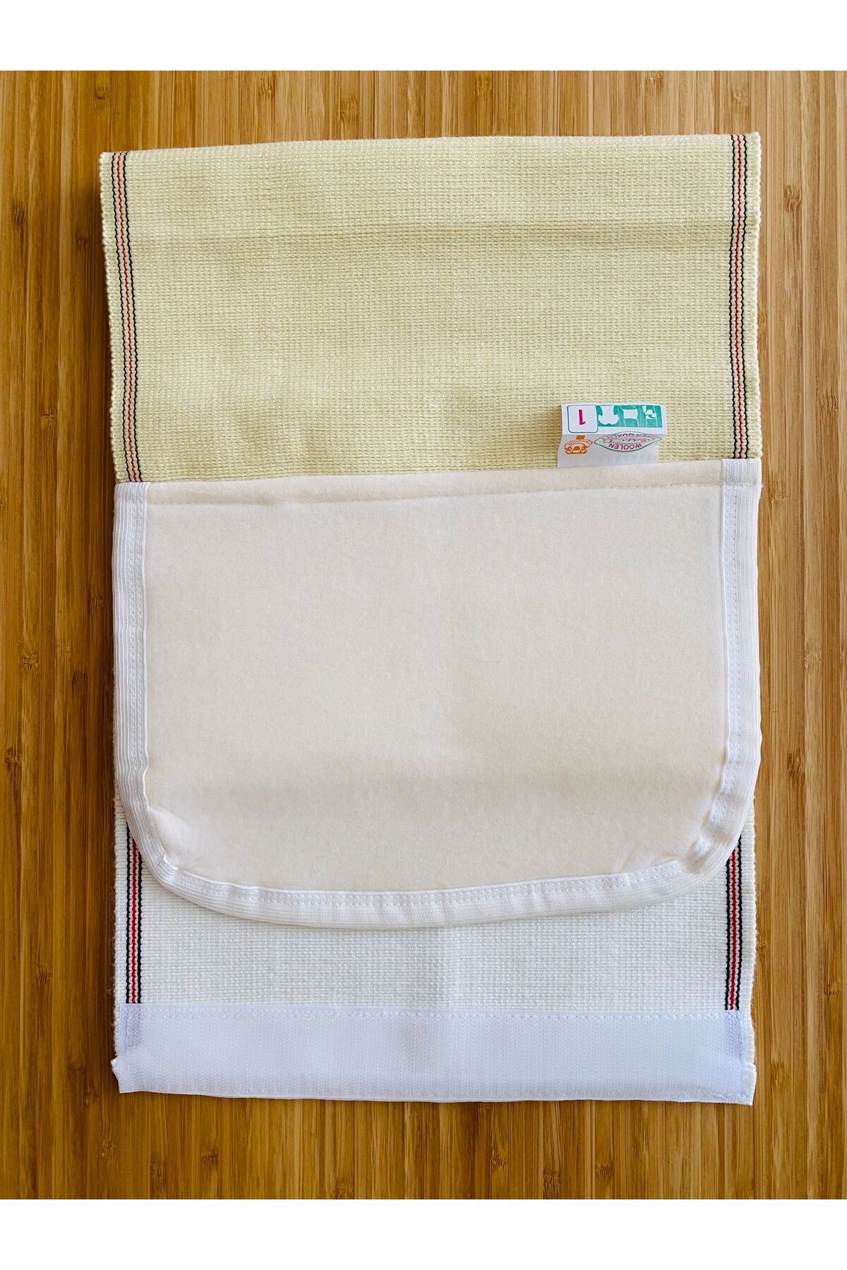 Yünlü Sıhhi Bel Korse. Beden: 1. Cırt Bant Genişletme Daraltma Payı:13 Cm. Esneme Payı:10 Cm.