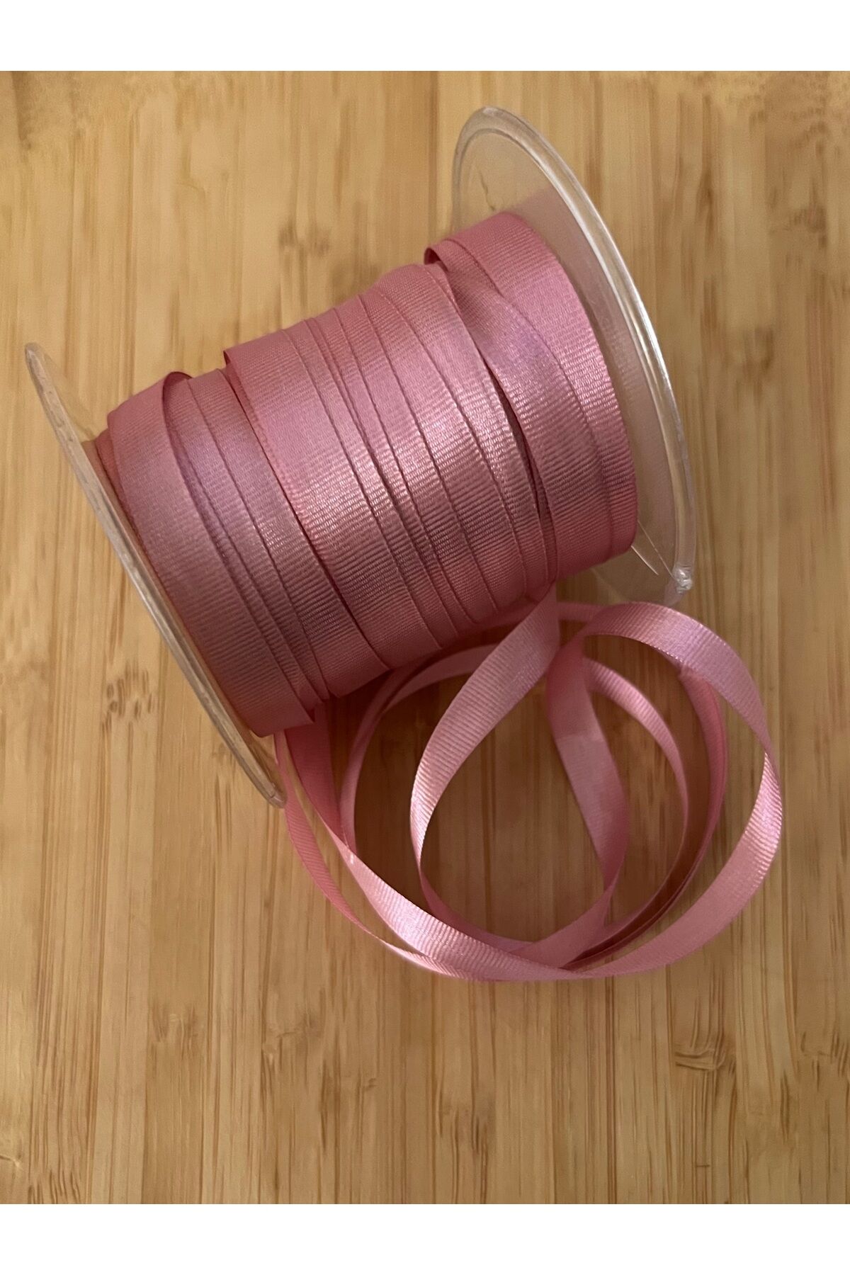 Ipek Nakış Kurdele 7mm 23,5 metre Renk: Pudra.