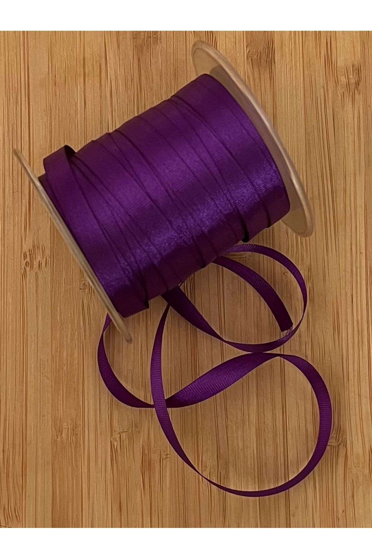 Ipek Nakış Kurdele 7mm 38,5 metre Renk: Mürdüm.