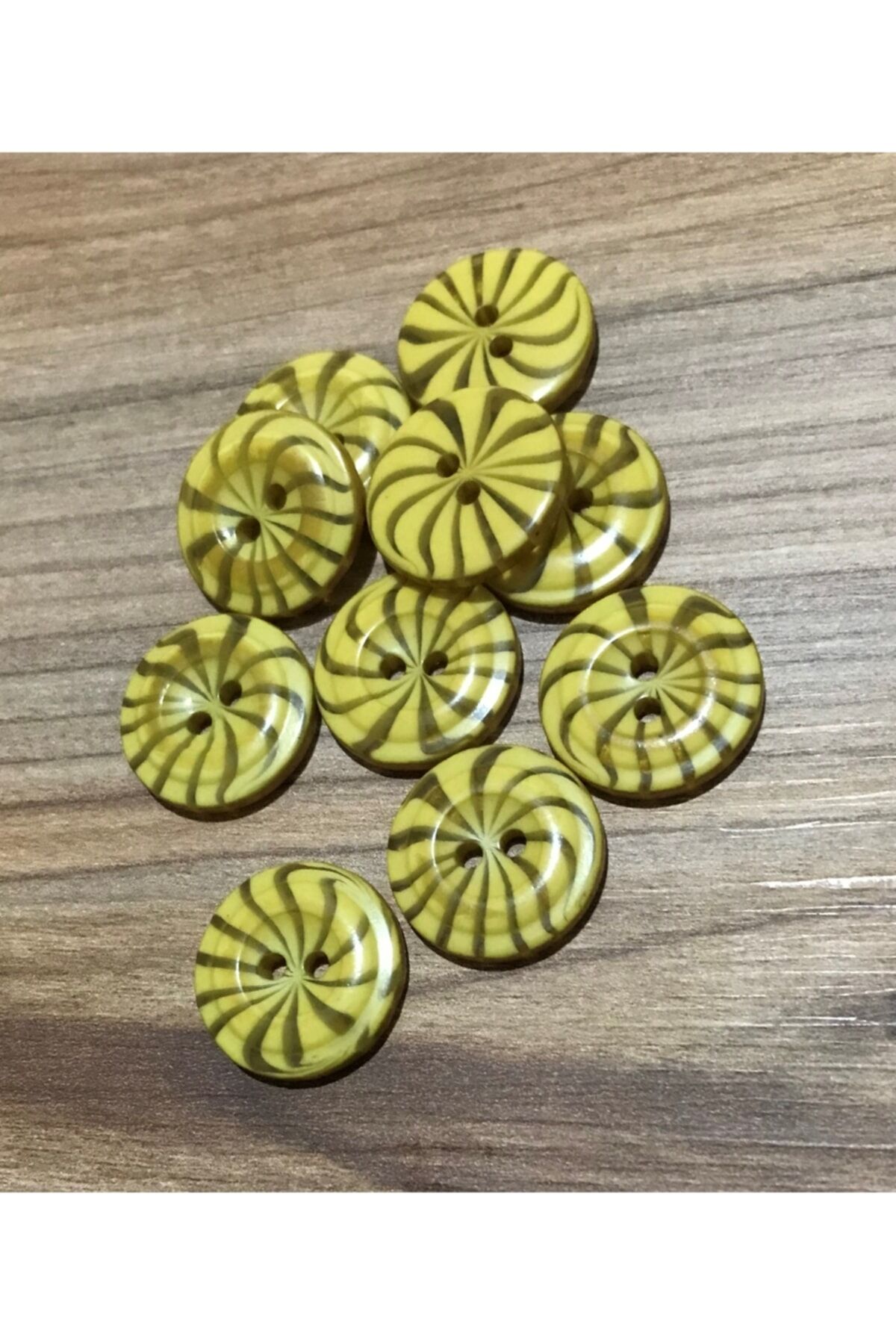 Zebra Desen Düğme. 2 Cm. 10'lu Pkt. Renk: Safran.