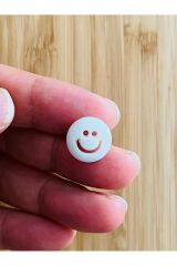 Alttan dikmeli krem bebe düğmesi. 15mm. Gülen Yüz. Krem.